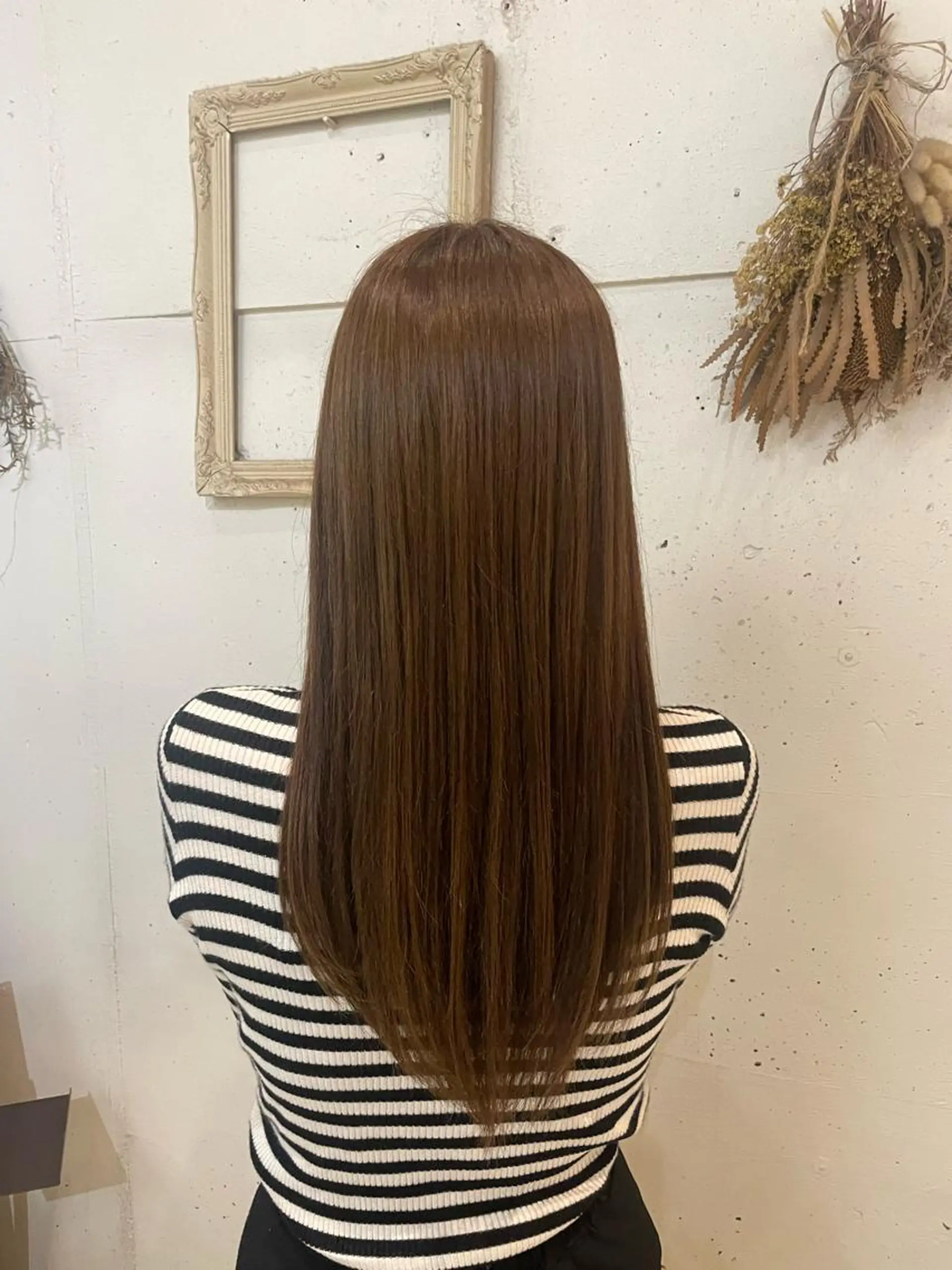 ロング カラー ベージュカラー ブリーチ ブリーチなしカラー オリーブベージュ ヘアカラー トリートメント いまじゅく あおいのヘアスタイル