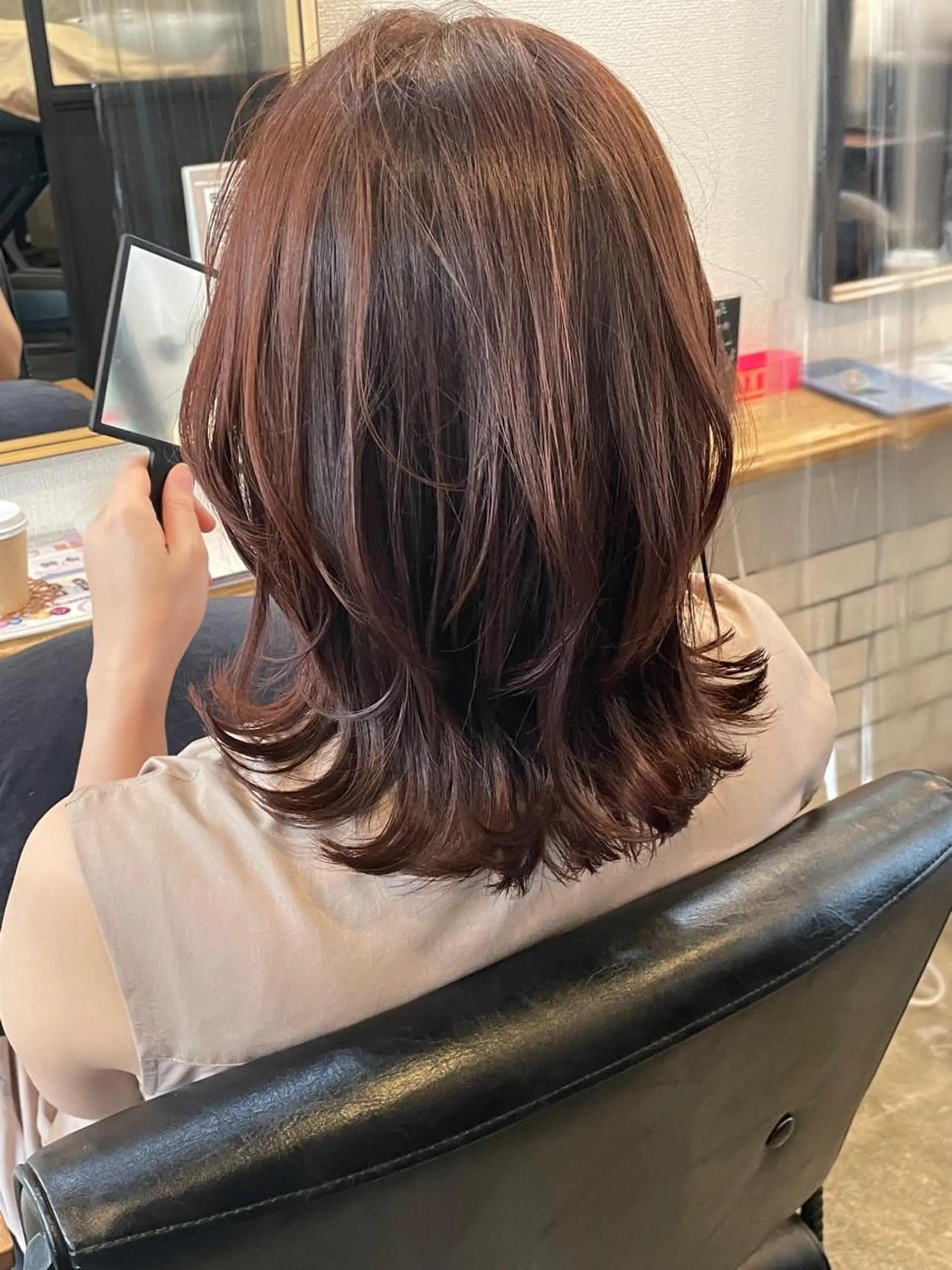 ミディアム くびれヘア 小顔カット darts所属・髪質改善･烏丸💠 KAREN💠のヘアスタイル