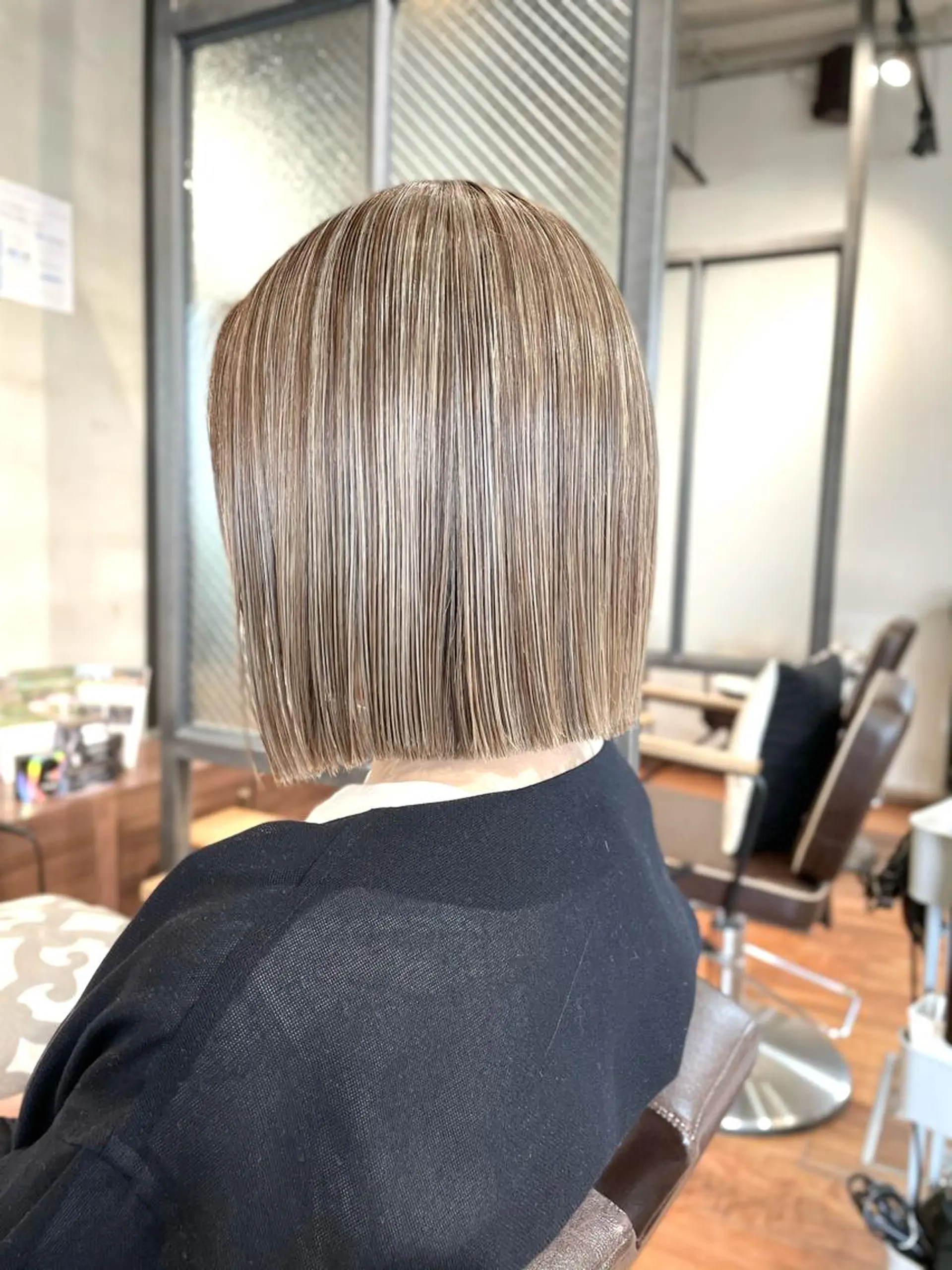 ミディアム カラー ハイライトカラー ハイライト Leverage所属・【店長】外国人風 メンズヘア尾上雄輝のヘアスタイル