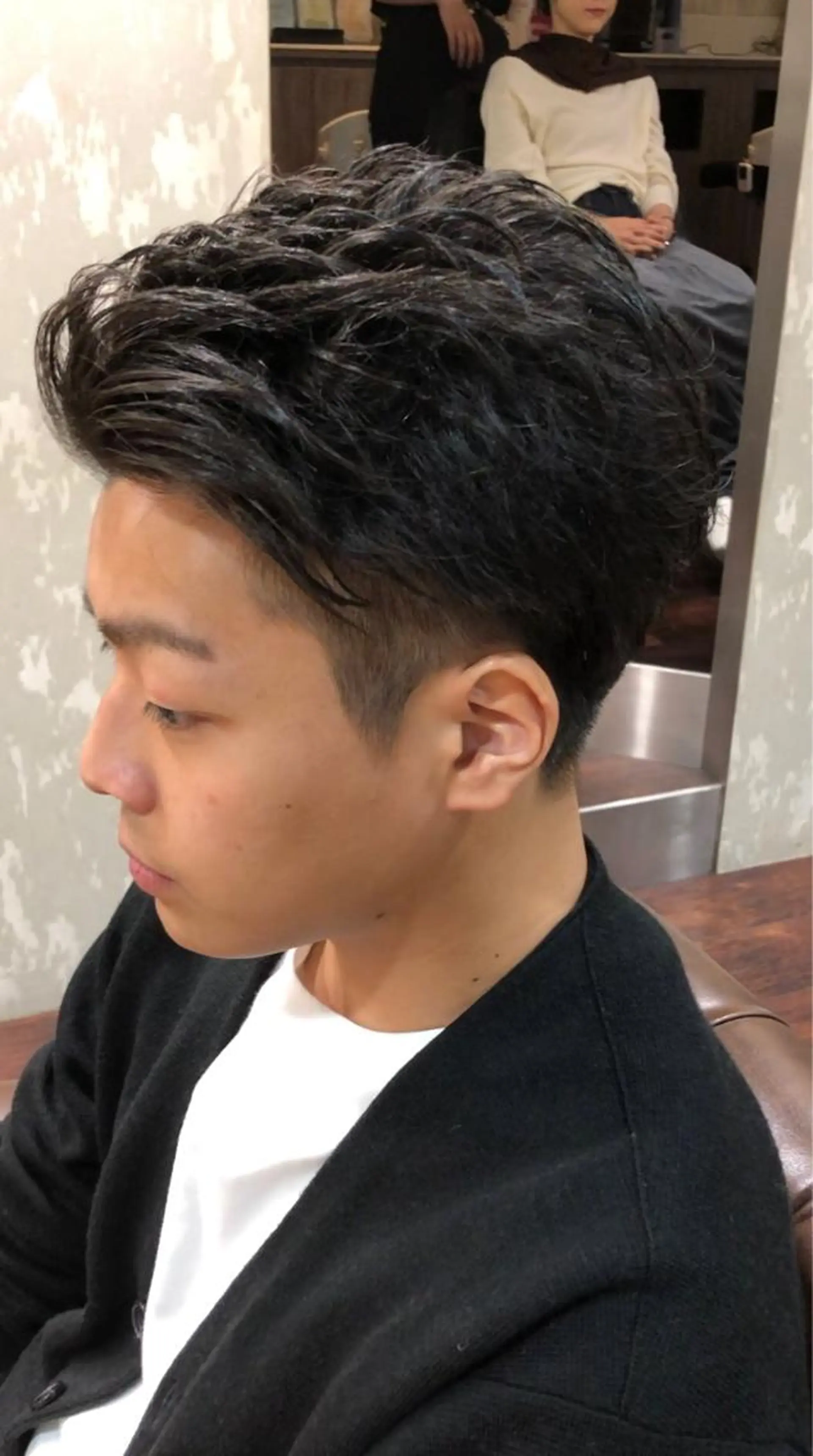 メンズ 西川 仁のヘアスタイル