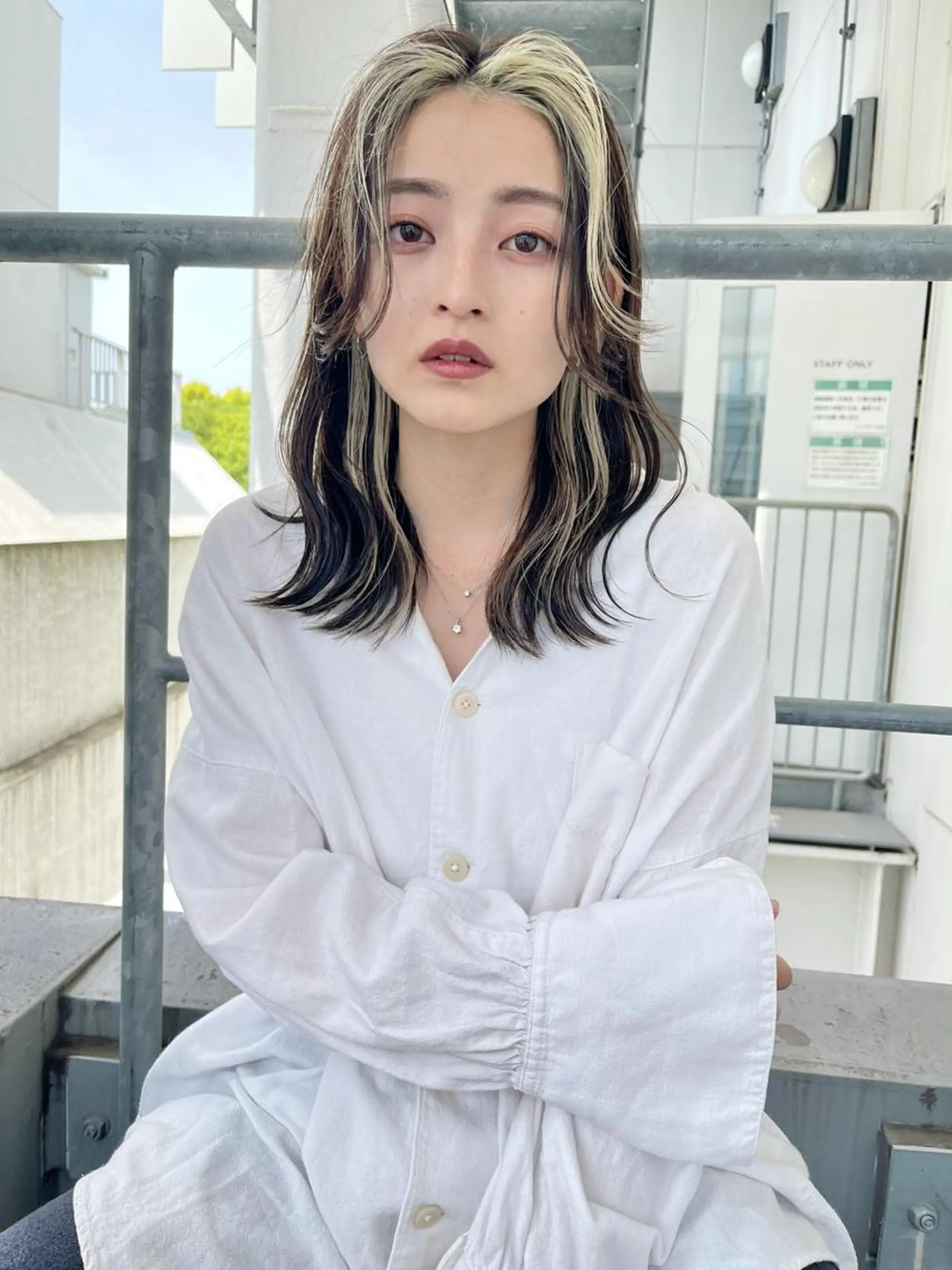 ミディアム カラー ミストバング ベージュカラー フェイスフレーミング ホワイトベージュ ヘアカラー トリートメント 🌈game🌈 下北沢店のヘアスタイル