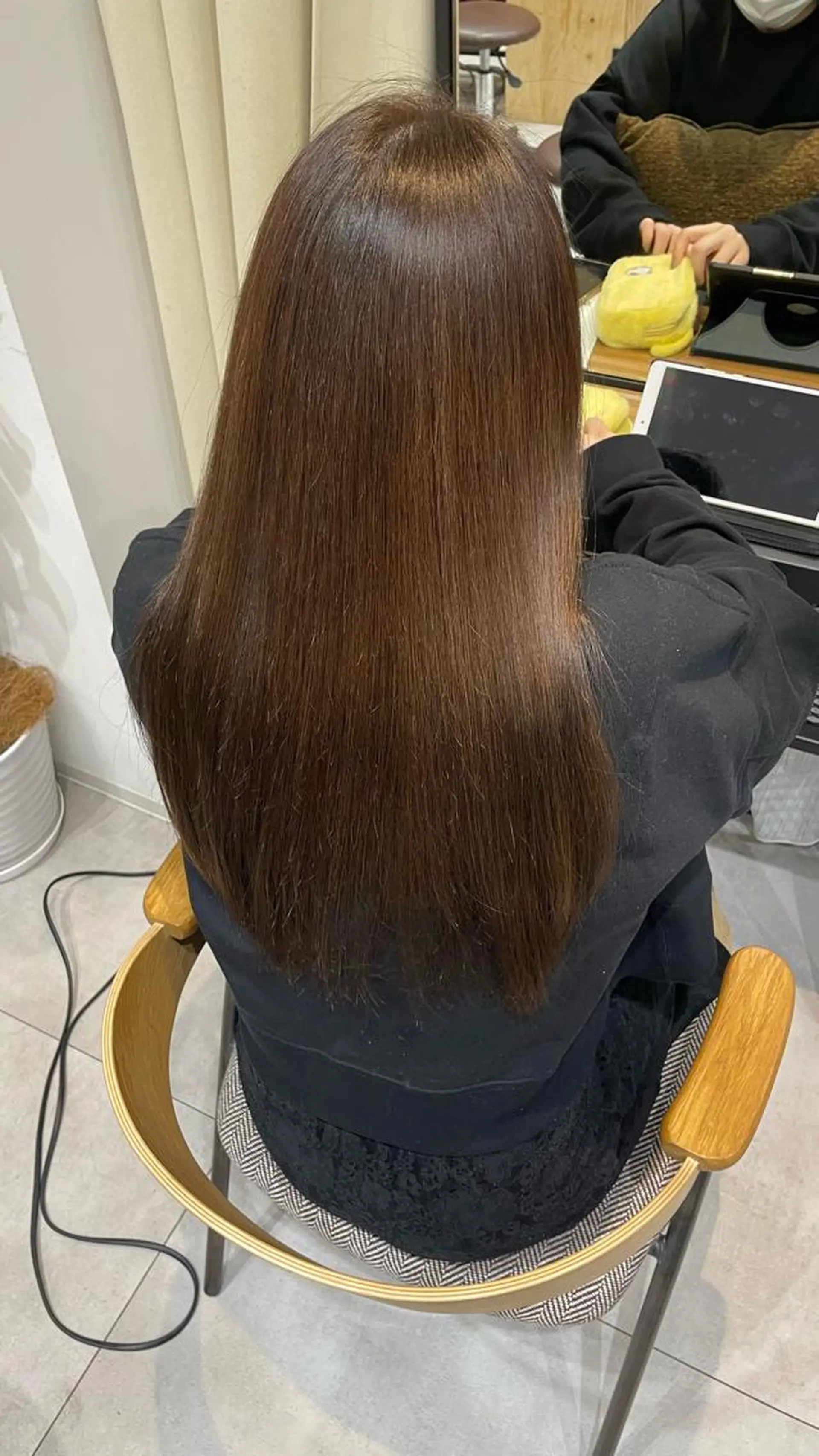 ロング カラー パーマ アッシュ ベージュカラー グレージュ インナーカラー 髪質改善 salowin神戸三宮suite所属・工藤 貫多のヘアスタイル