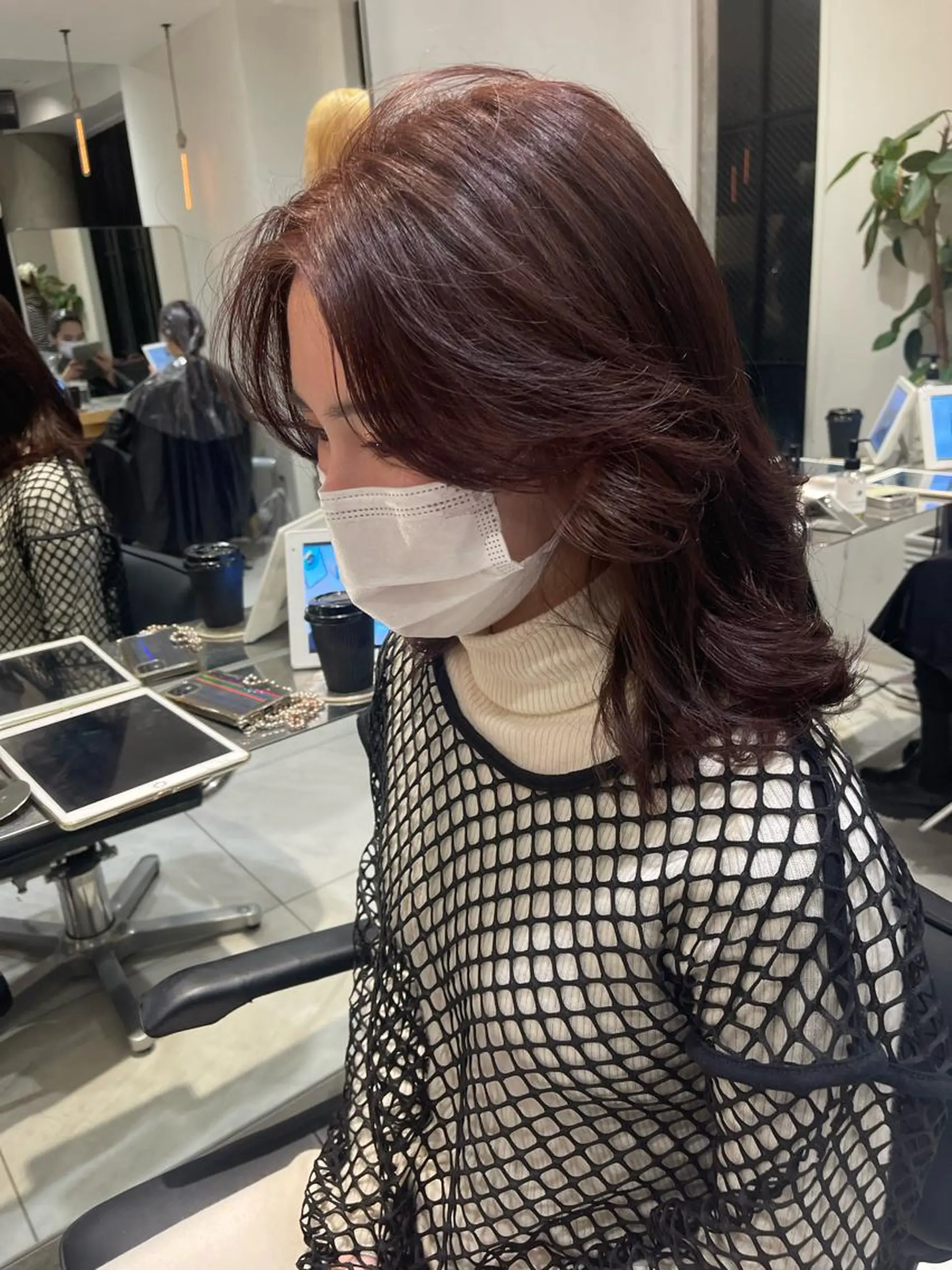 ミディアム カラー ラベンダーカラー ヘアカラー トリートメント ヘッドスパ ラベンダー/レイヤー スタイル🤎mamiのヘアスタイル