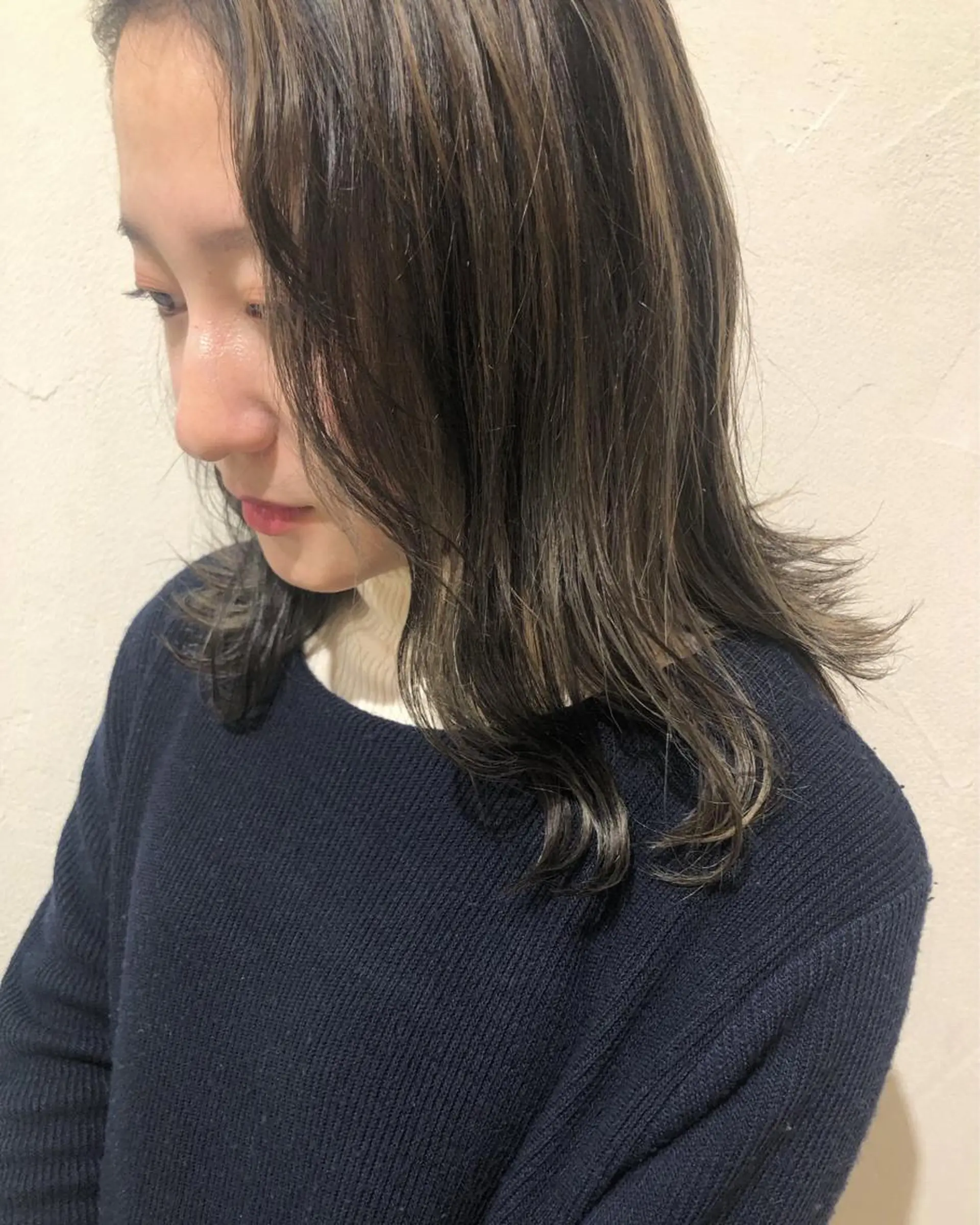 ミディアム カラー レイヤーカット/ 透明感カラーmikuのヘアスタイル