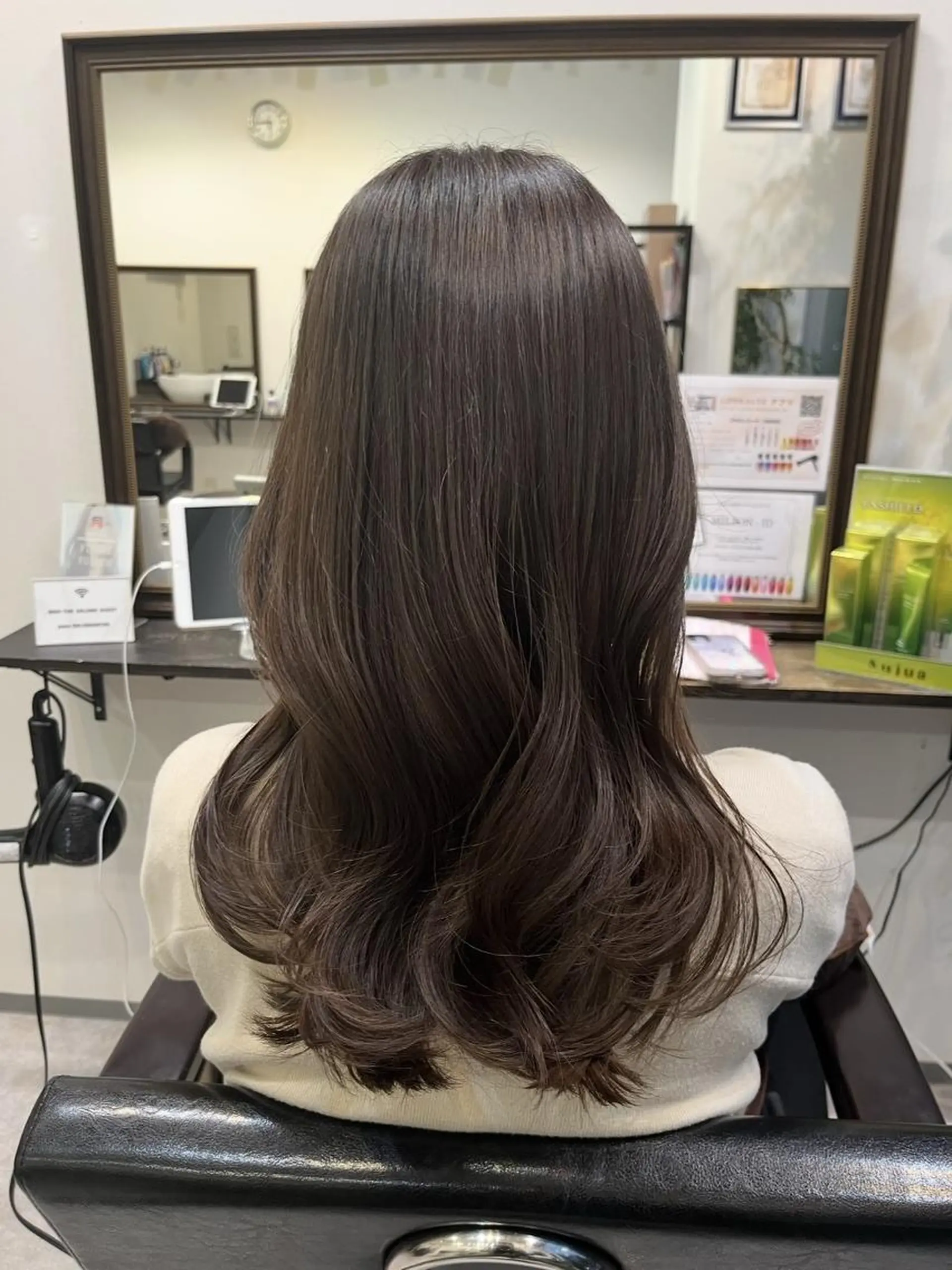 ロング ヘアカラー トリートメント トリートメントモデル カラーモデル✨祐里佳のヘアスタイル