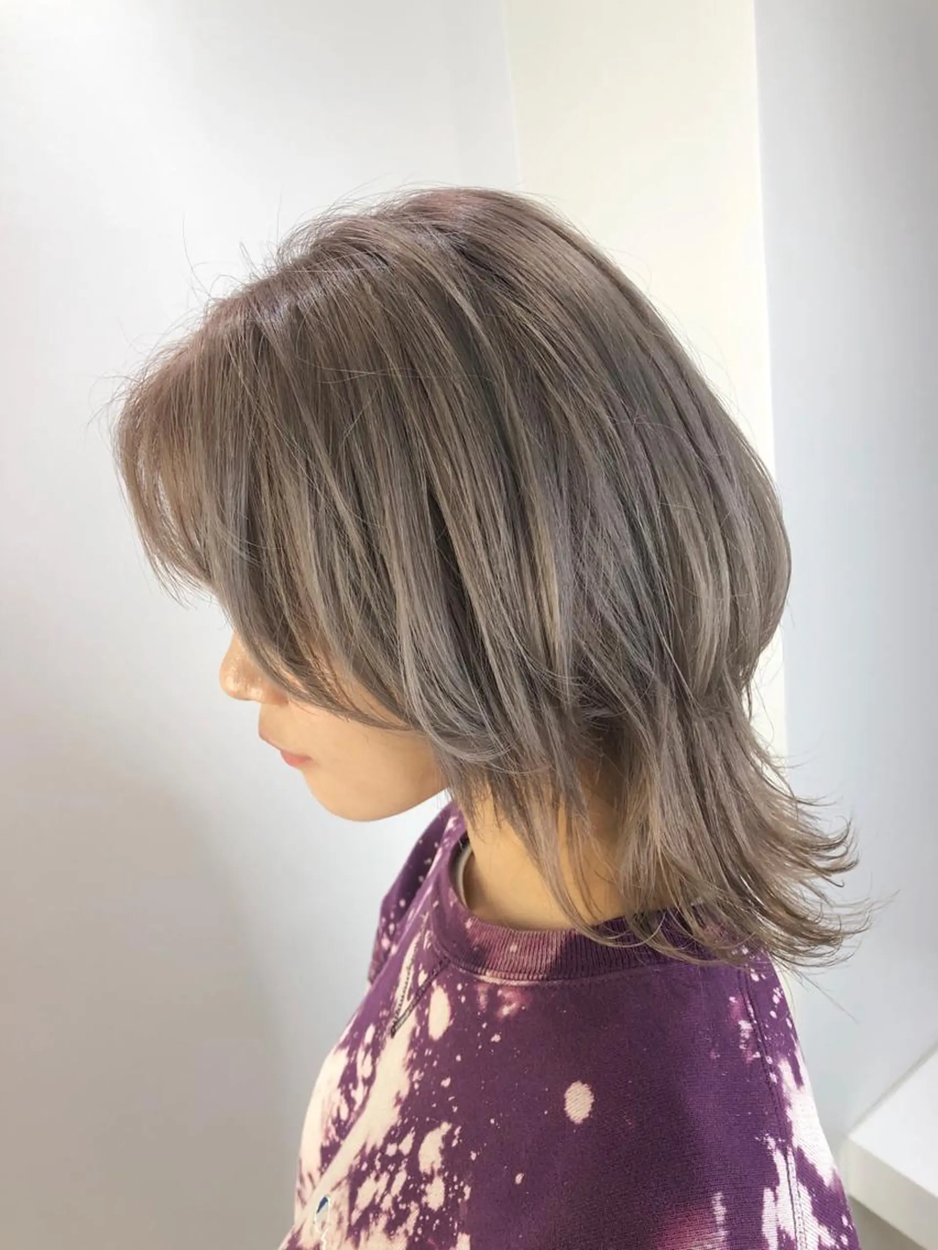 ミディアム ウルフカット ☕️ベージュカラー 内藤光哉☕️のヘアスタイル