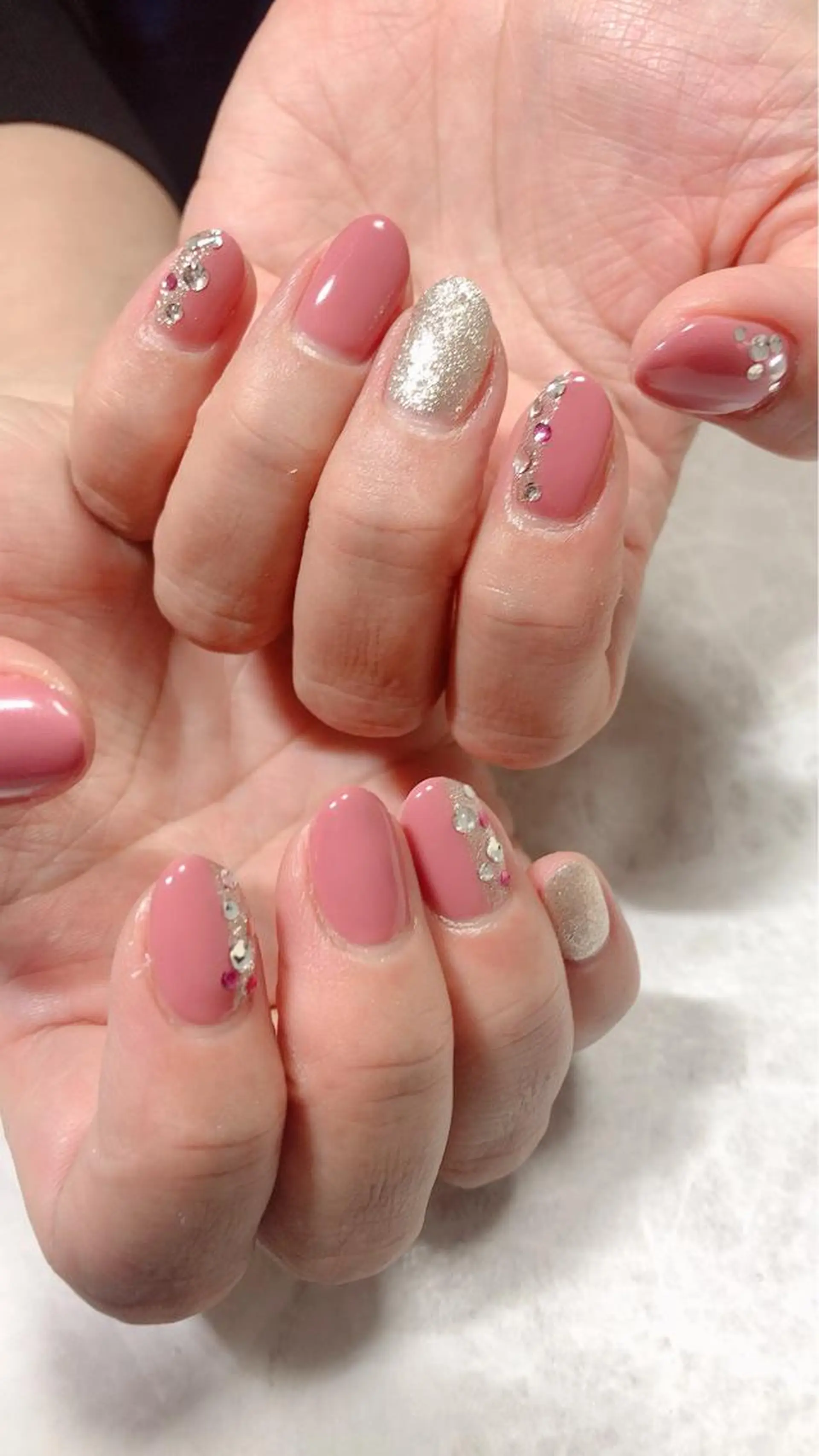 ネイル ハンドネイル フットネイル Lokahi NAILのネイルデザイン