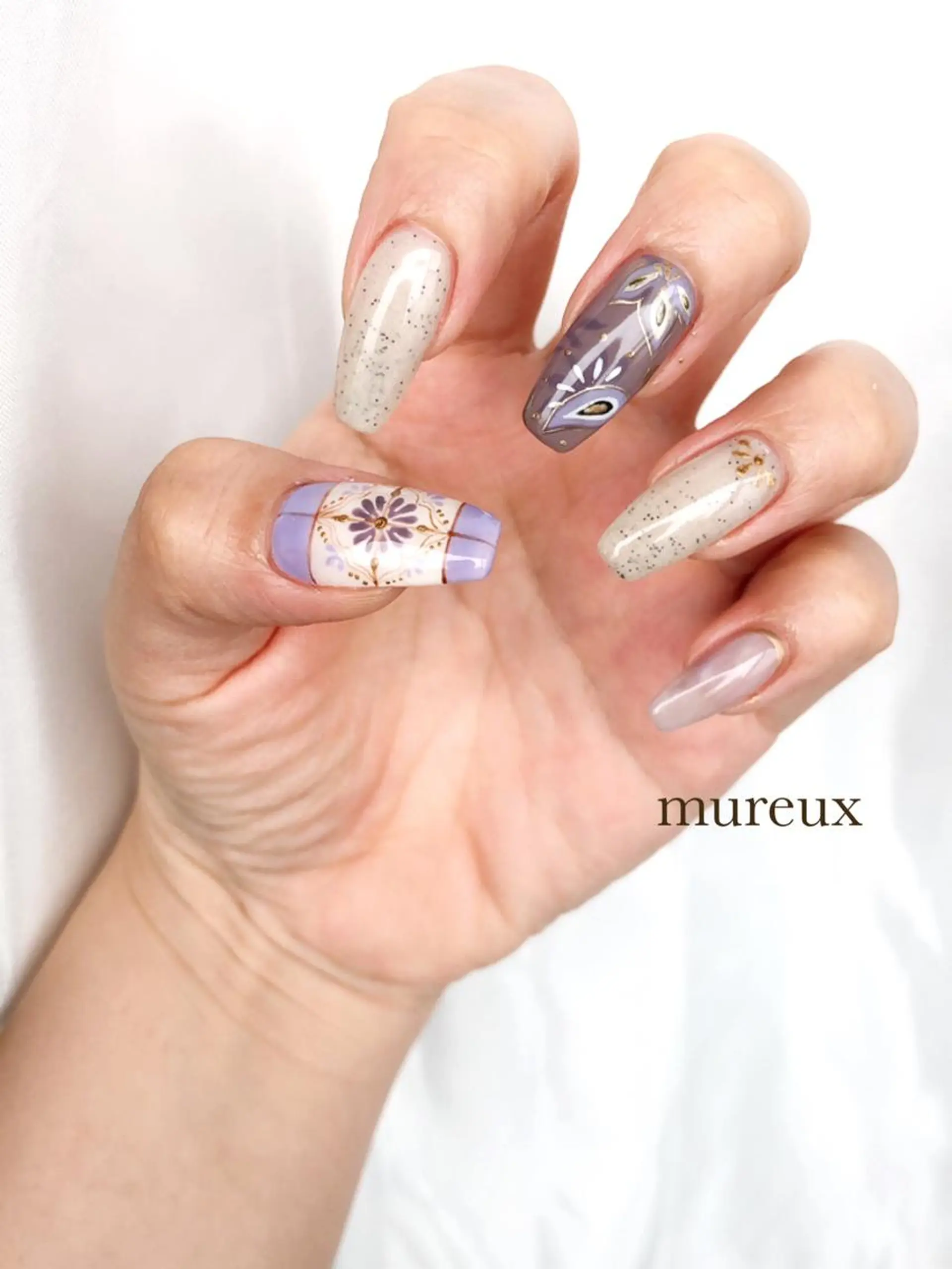 ネイル 持ち込み ハンドネイル mureux ∵ayakaのネイルデザイン