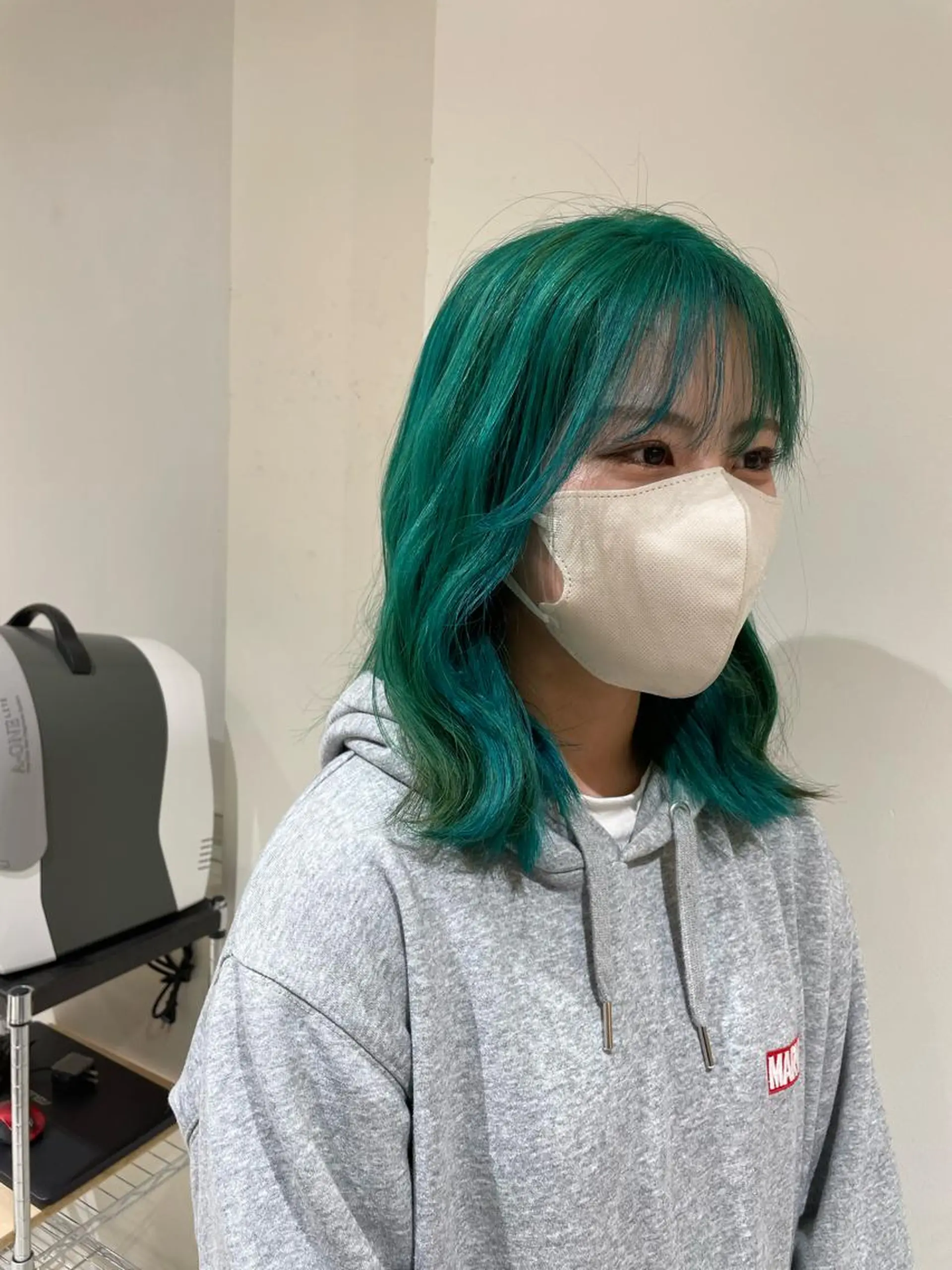 セミロング カラー ブリーチ ブルーカラー @RICH 🍓Kosei 🍓のヘアスタイル