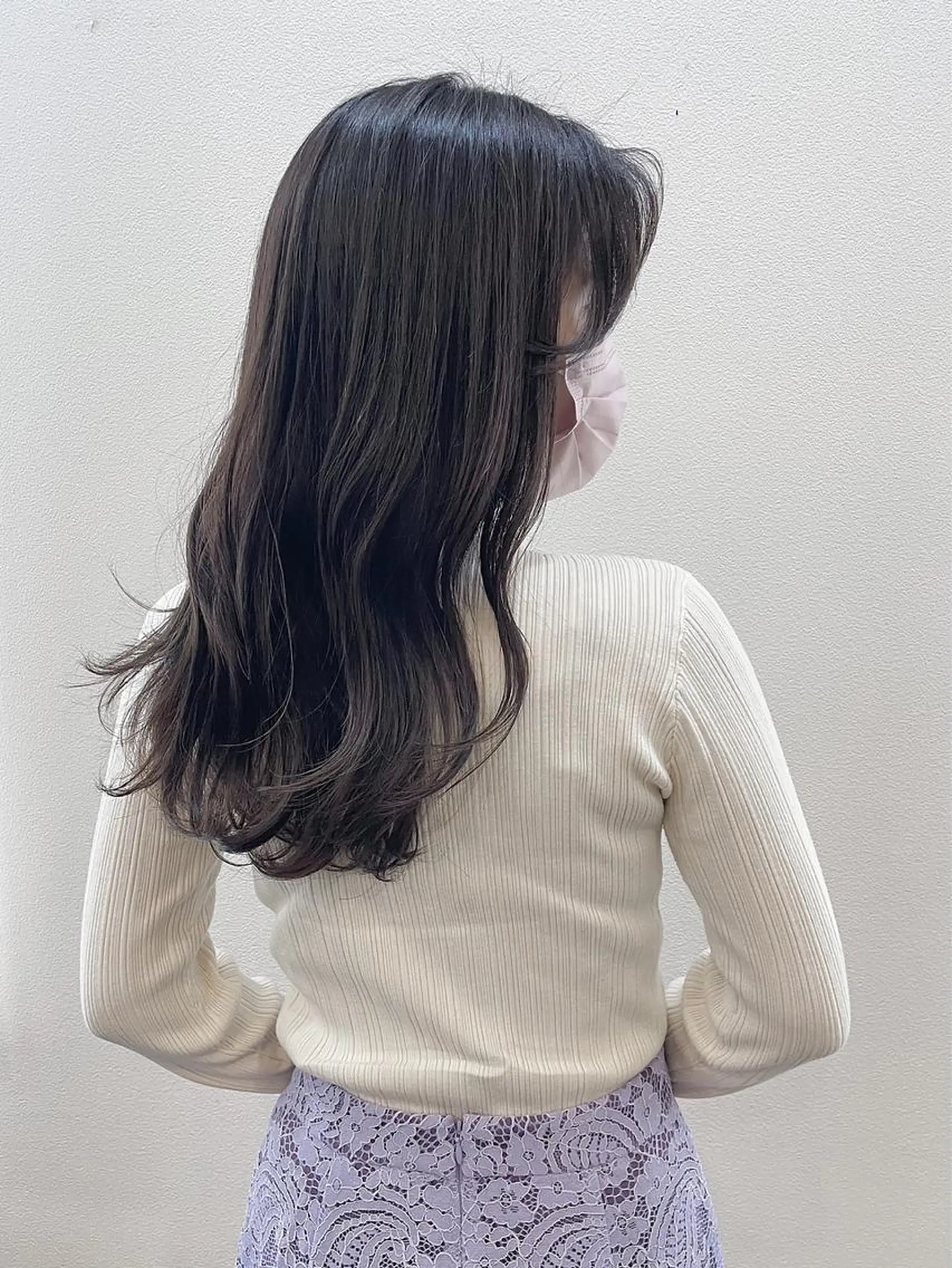セミロング カラー ヘアアレンジ アッシュ ミストバング ベージュカラー 黒髪 ブリーチ maoブリーチ無し 似合わせカラーのヘアスタイル