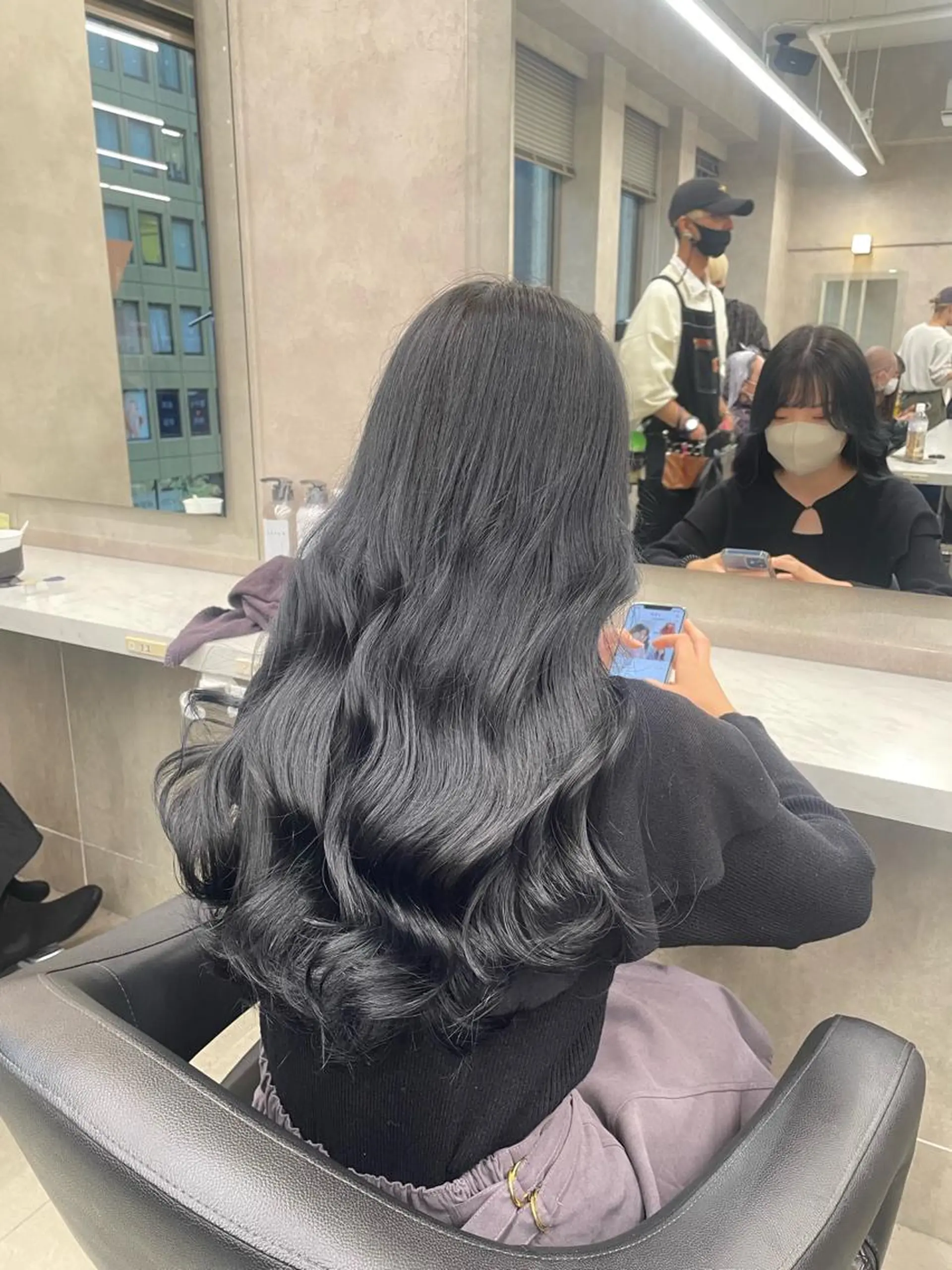 ミディアム カラー パーマ ヘアアレンジ メンズ キッズ ネイル マツエク・マツパ アイブロウ 🦋透明感グレージュ /韓国レイヤー🦋のヘアスタイル