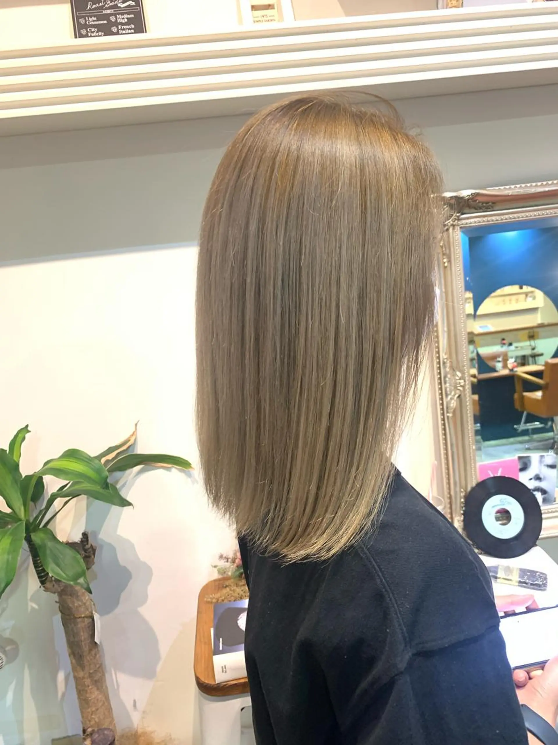 セミロング ヘアカラー トリートメント ヘッドスパ ヘアセット 大宮/山口 竣也のヘアスタイル