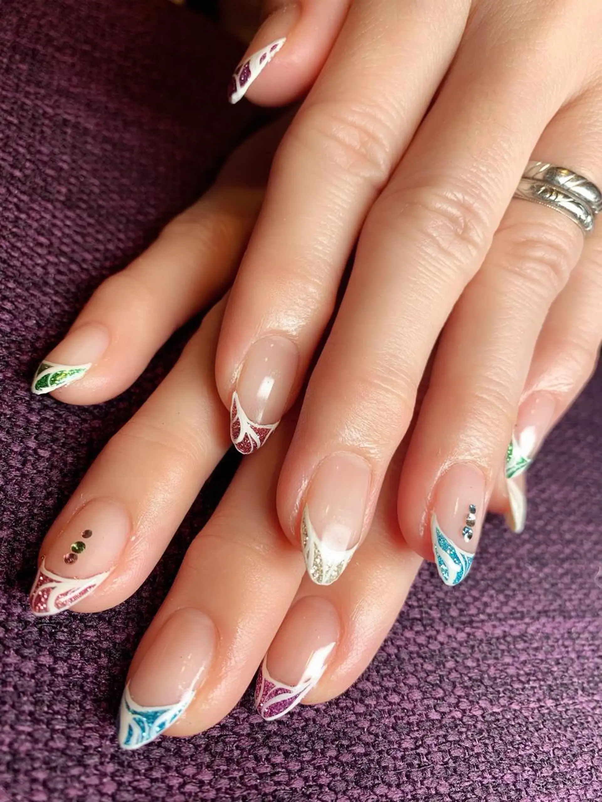 ネイル Angeailes〜アンジュエール〜所属・開運ネイル Angeailesのネイルデザイン