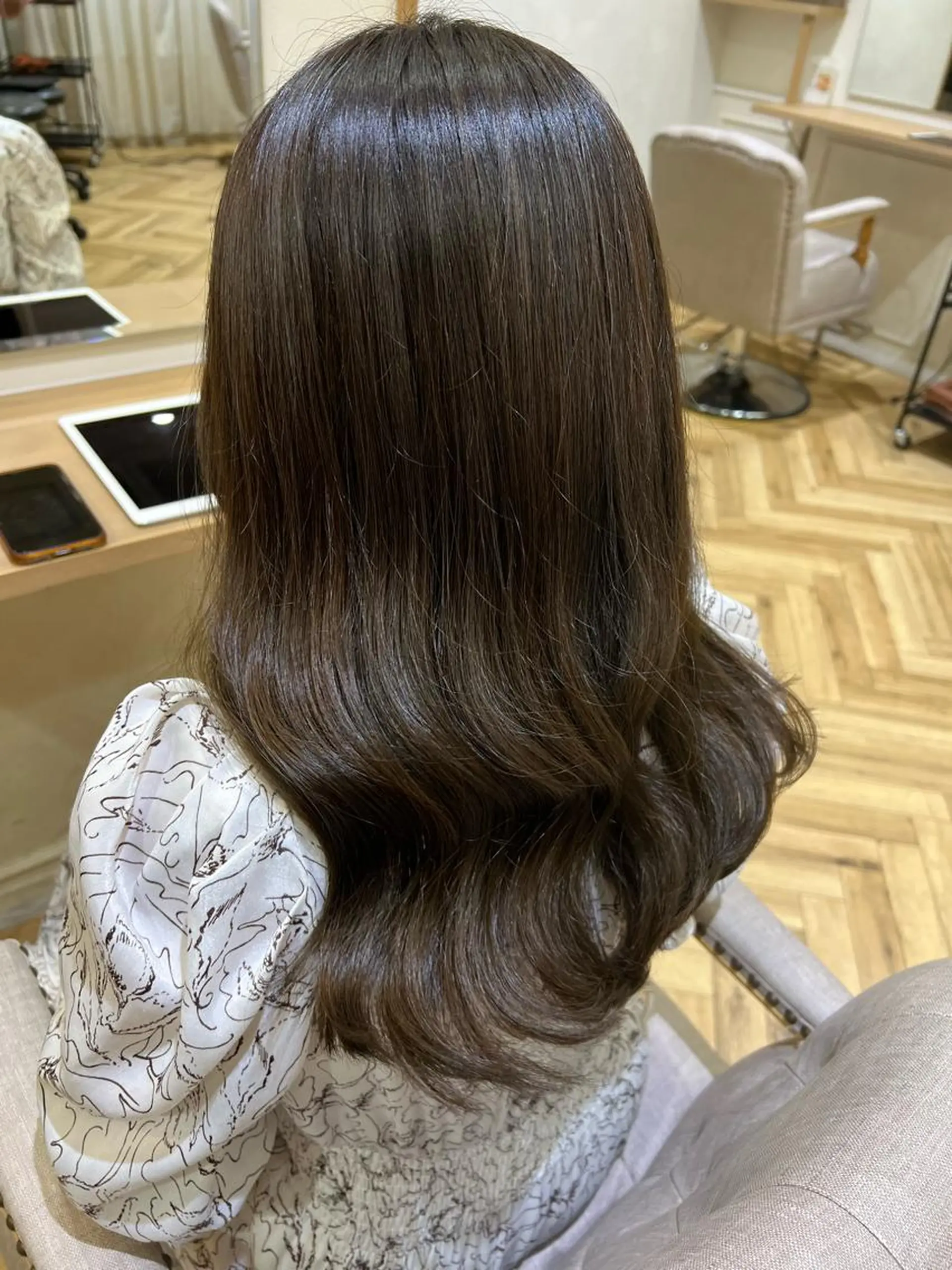 セミロング ヨシンモリ カット ヘアカラー トリートメント 韓国ヘア🇰🇷 SAYAのヘアスタイル