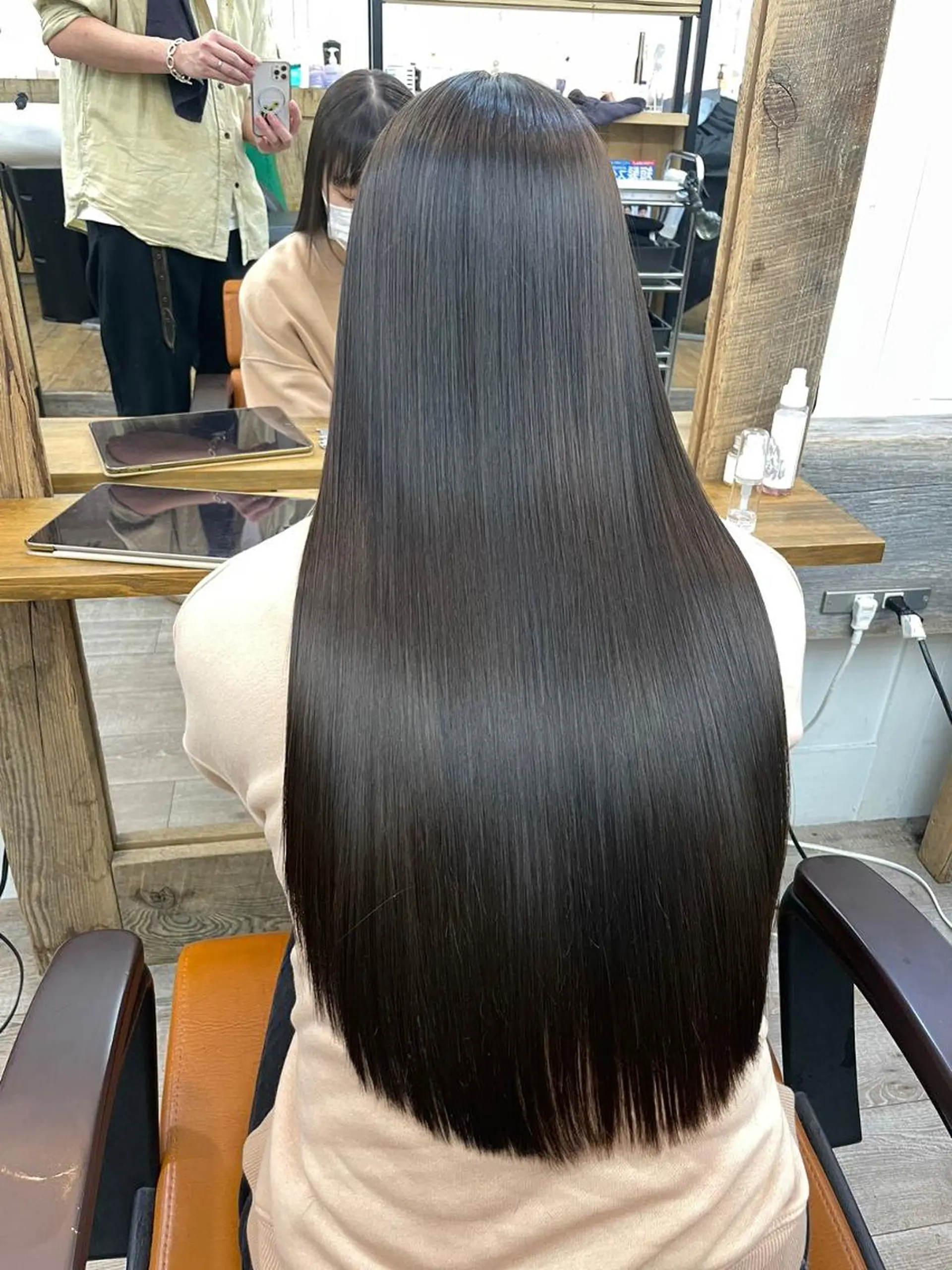 カラー ロング ブリーチ ケアブリーチ ダブルカラー イヤリングカラー ハイライトカラー ヘアカラー トリートメント N°sopo 札幌大通のヘアスタイル