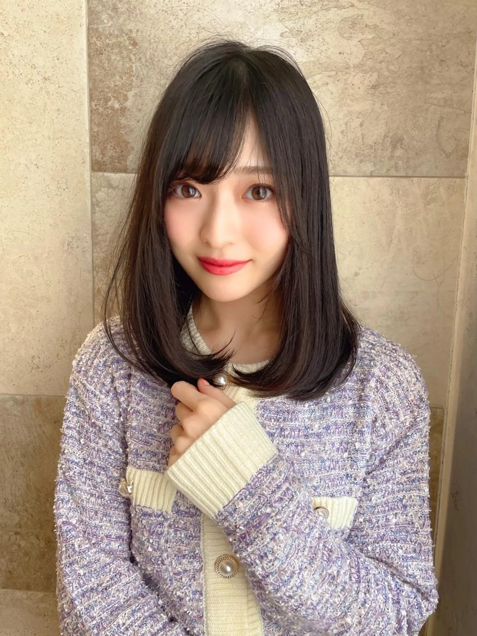 ミディアム Kanami/韓国風 /艶カラーのヘアスタイル