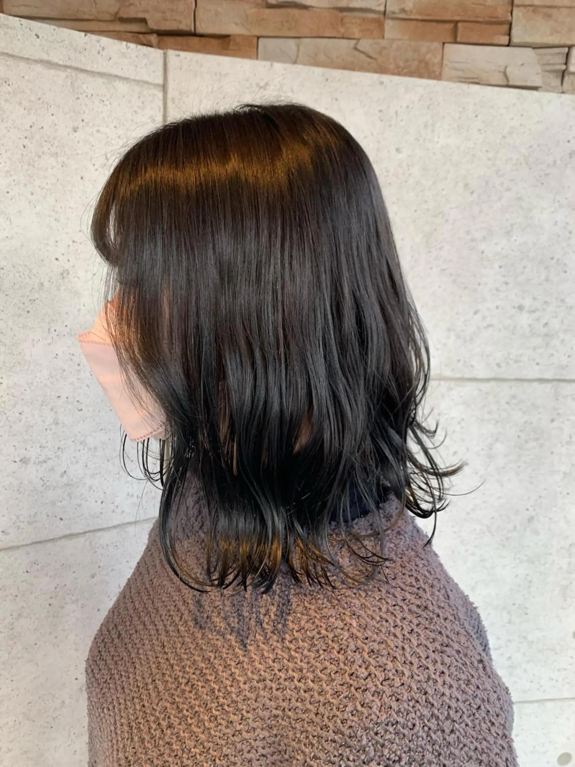 ミディアム 千葉 香奈のヘアスタイル