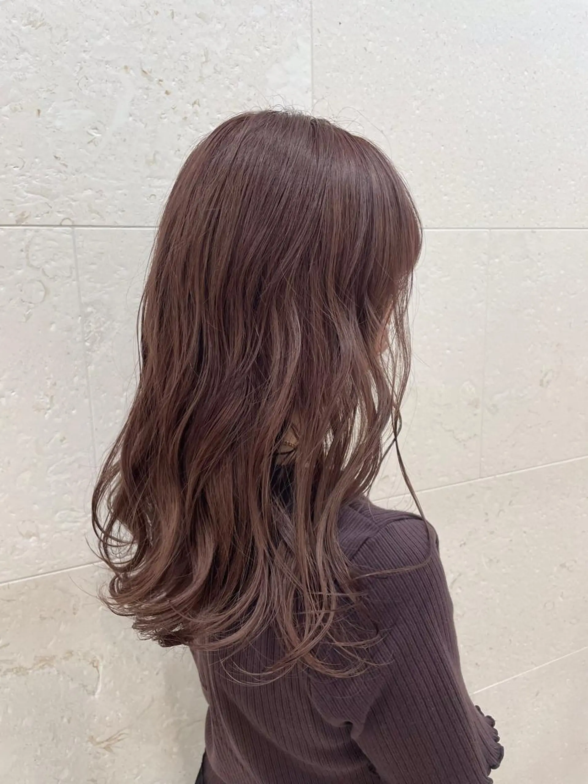 ロング カラー ブリーチ グレージュ ピンクカラー カット ヘアカラー トリートメント 斉藤 貴也のヘアスタイル