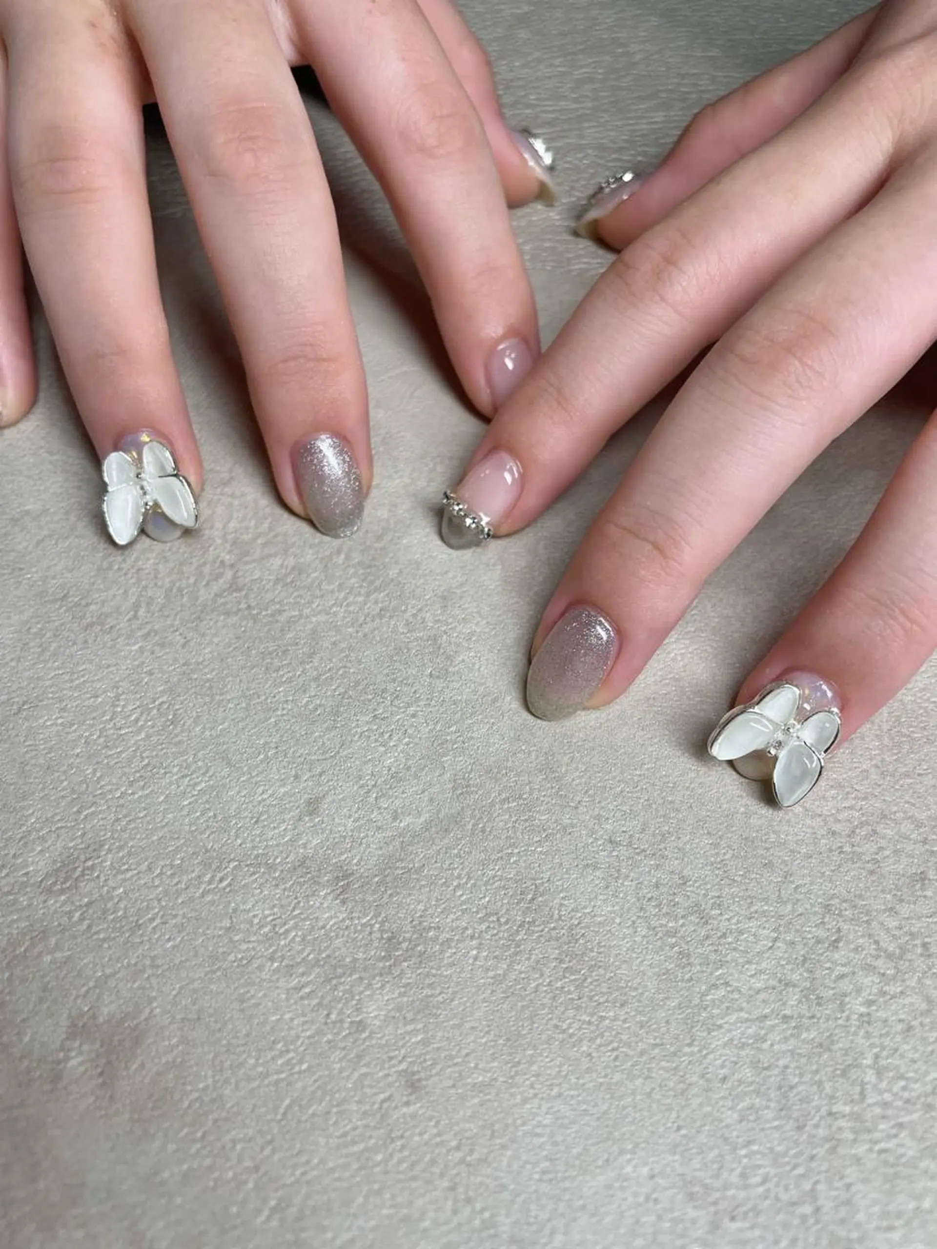 ネイル マグネットネイル ハンドネイル フットネイル Beauty Salon GIGI所属・GIGI AYA🦋のネイルデザイン