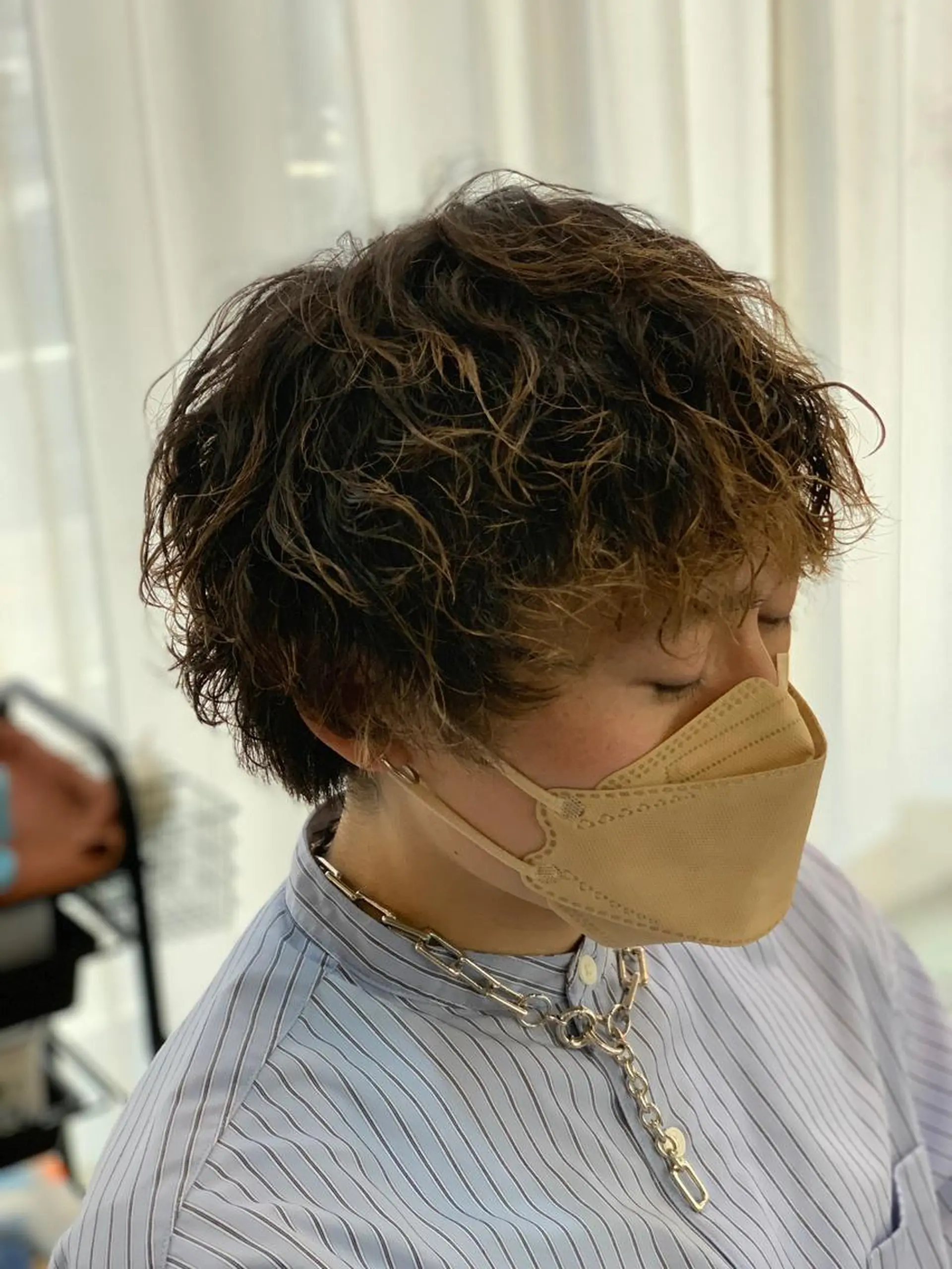 ショート パーマ メンズ メンズブリーチ メンズパーマ カット パーマ CECIL hair なんば店所属・メンズパーマ 艶髪☆店長☆有馬のヘアスタイル