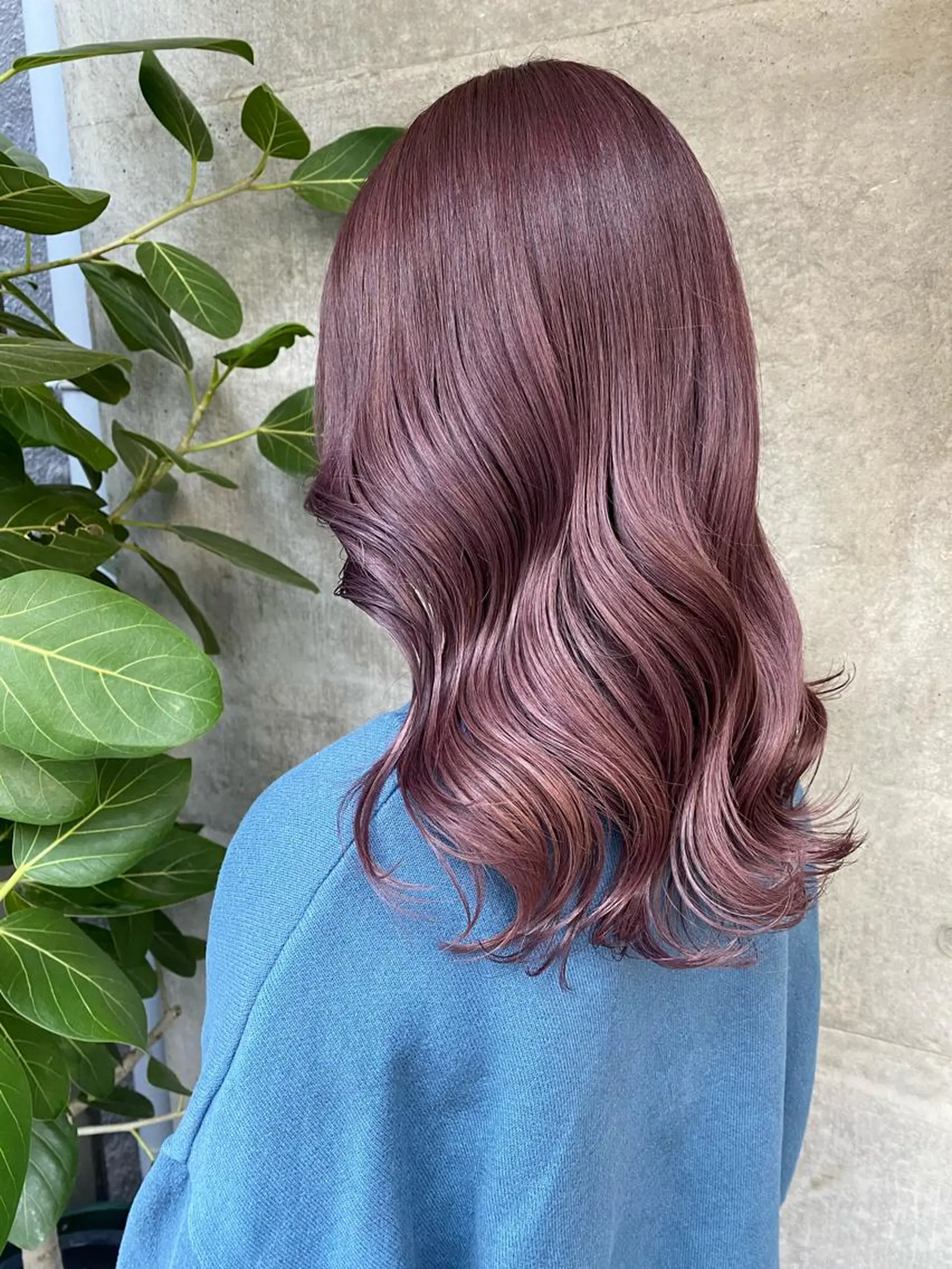 ロング カラー clomus所属・YUKA艶髪 🌸寛ぎ部屋のヘアスタイル