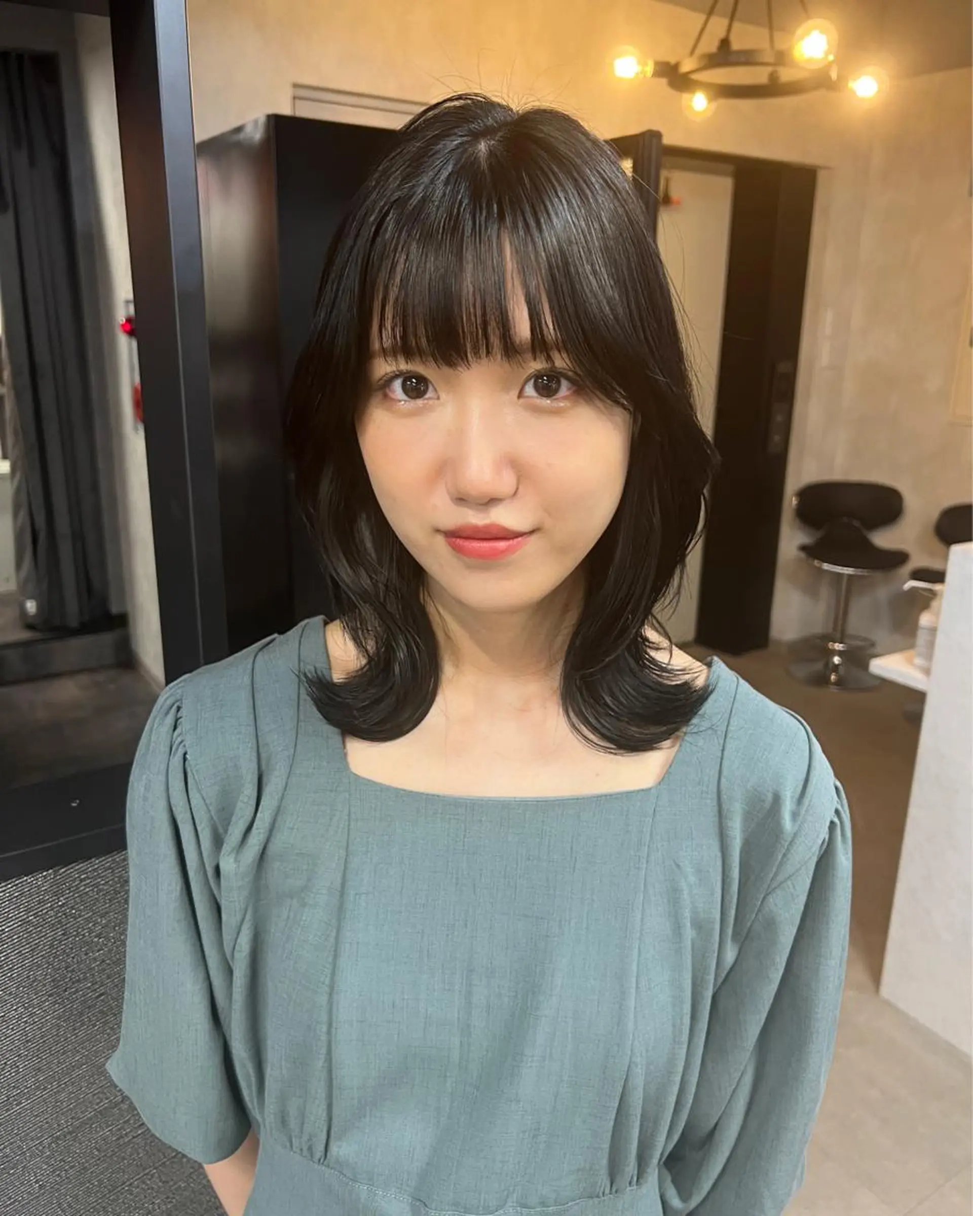 ミディアム カット トリートメント ブリーチ/ウルフ ハッシュカット/石山のヘアスタイル