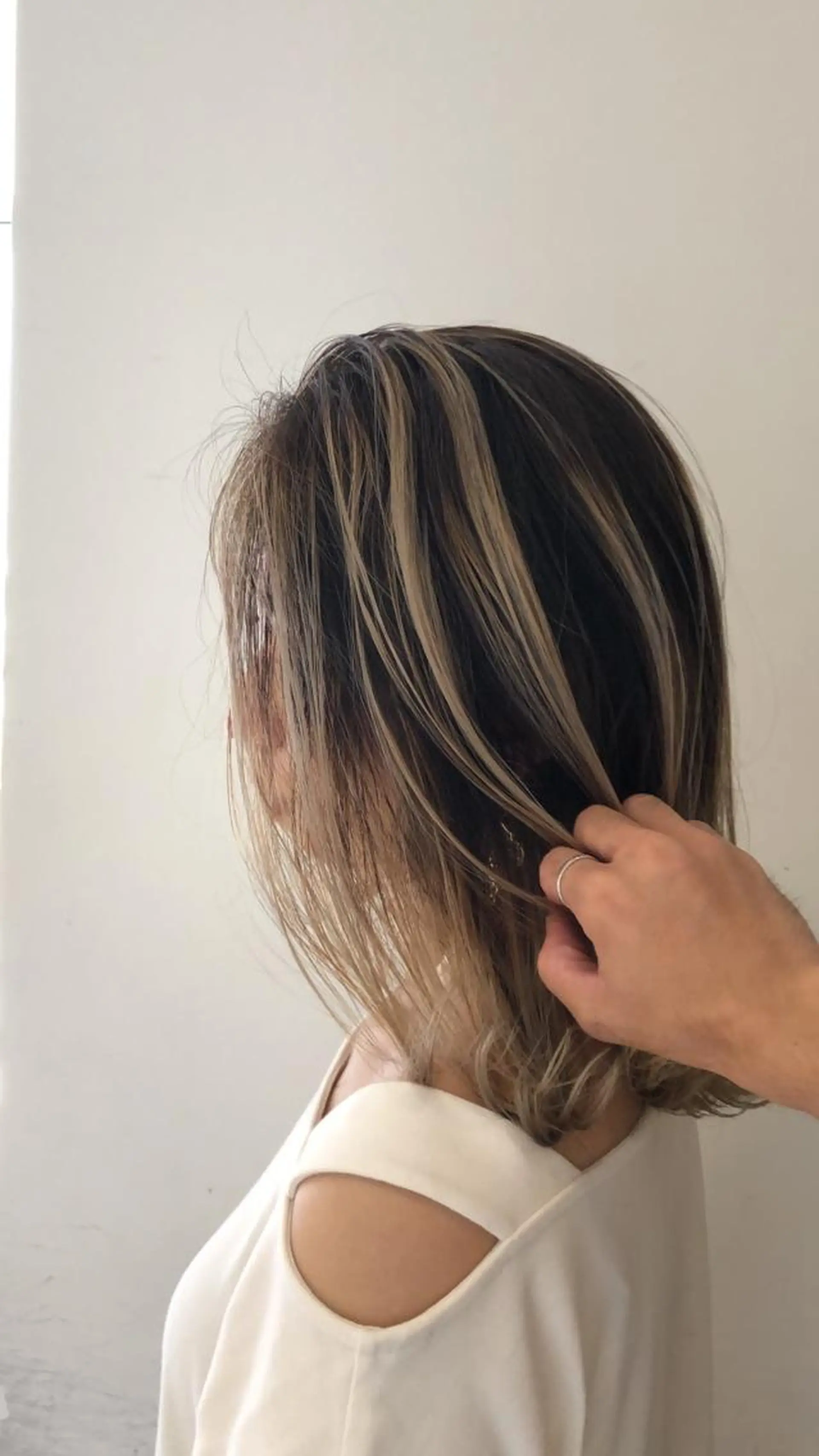 ミディアム カラー ブリーチカラー🌈 石垣翔太のヘアスタイル