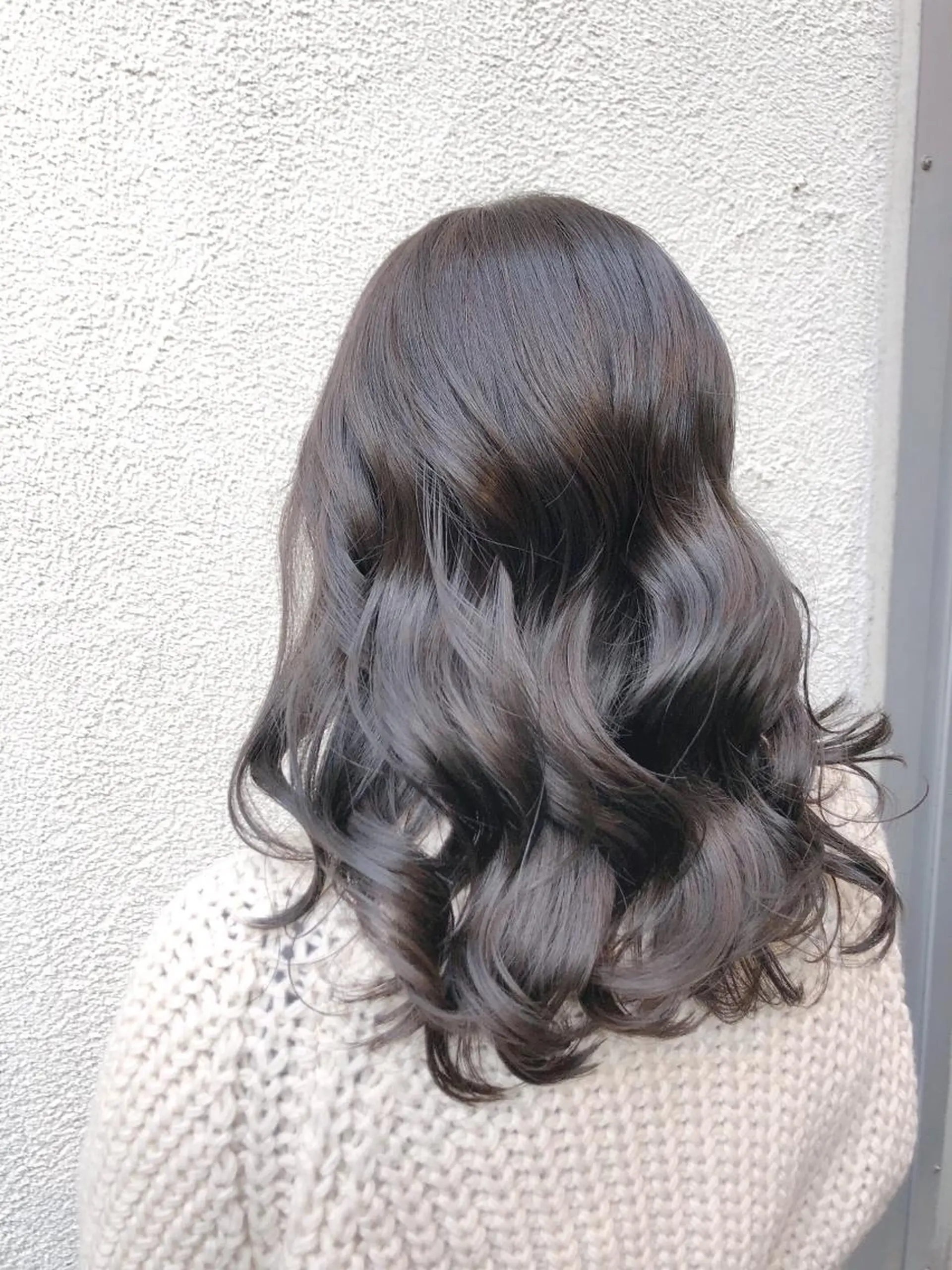 ミディアム カラー グレージュ アイスグレージュ 夏山 秀憲のヘアスタイル