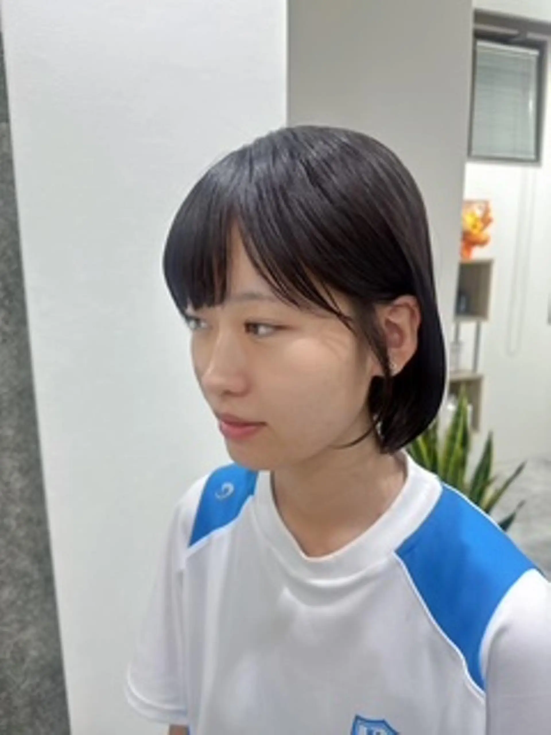 ミディアム ミルクティーベージュ 近鉄奈良駅　向田のヘアスタイル