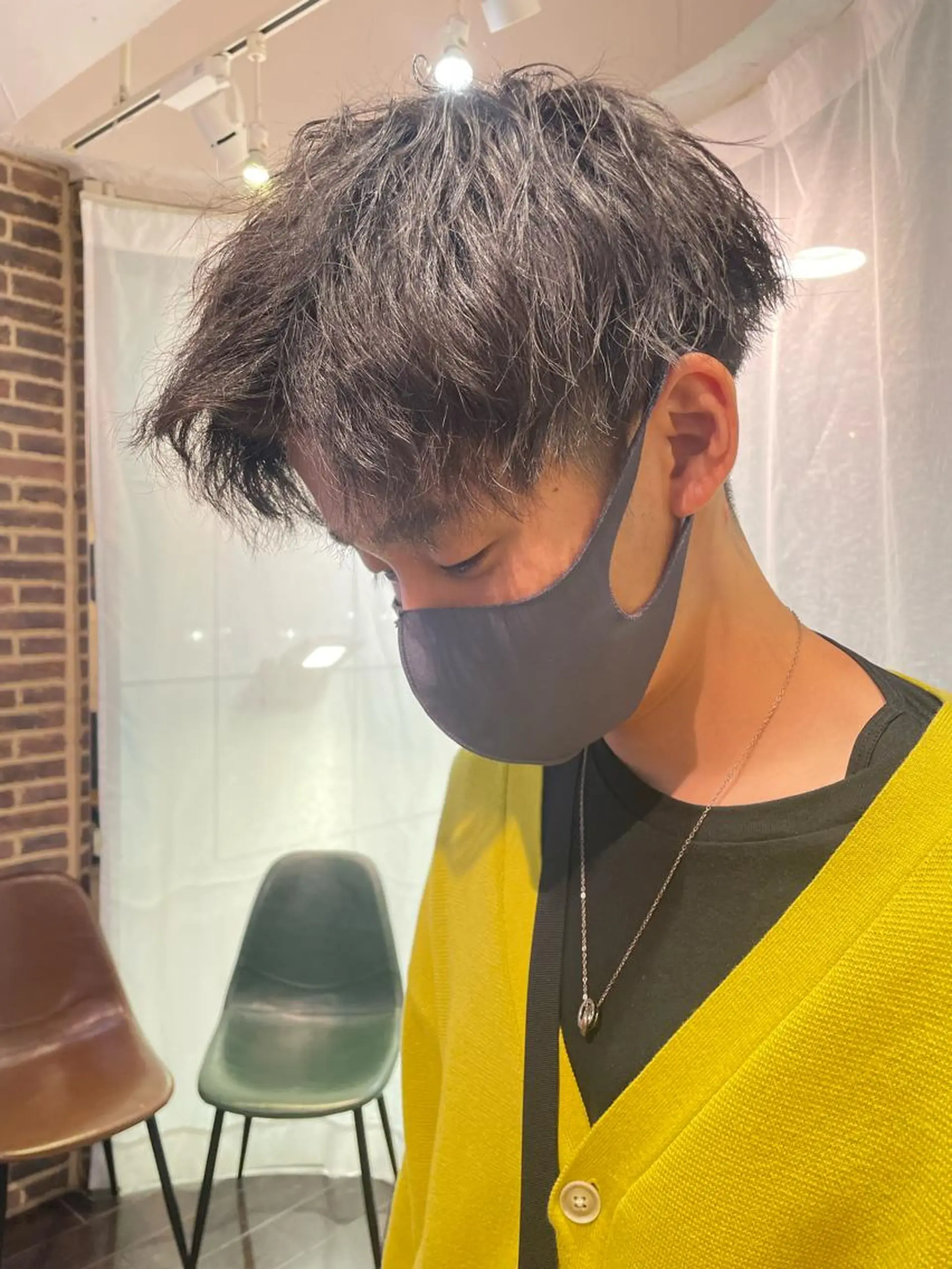 パーマ メンズ メンズハイトーン 学生（メンズ向け） 学生 メンズ/艶髪/カラー サクラ🌸のヘアスタイル