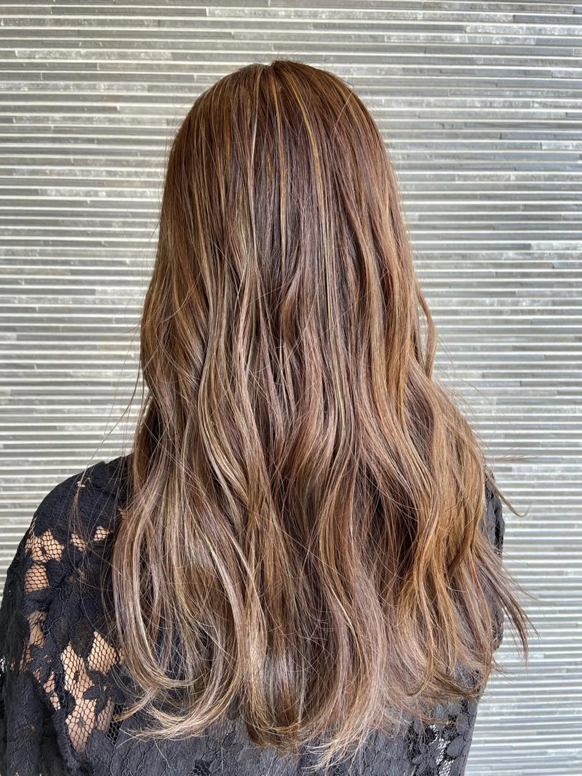 ロング カラー stylist 🌼 SHIONのヘアスタイル