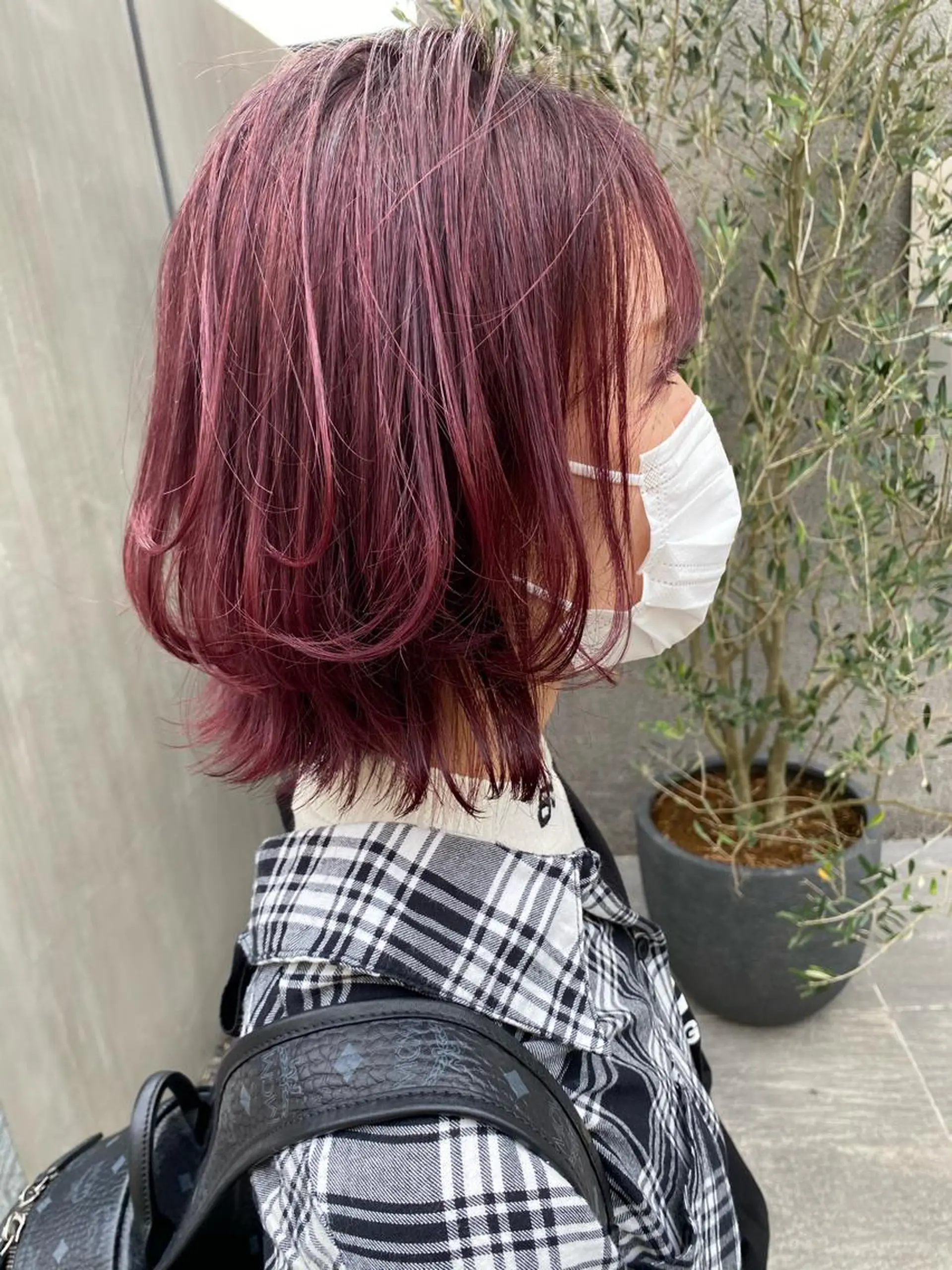 ショート カラー 赤み消し韓国ヘア レイヤー縮毛🤍渡邉のヘアスタイル