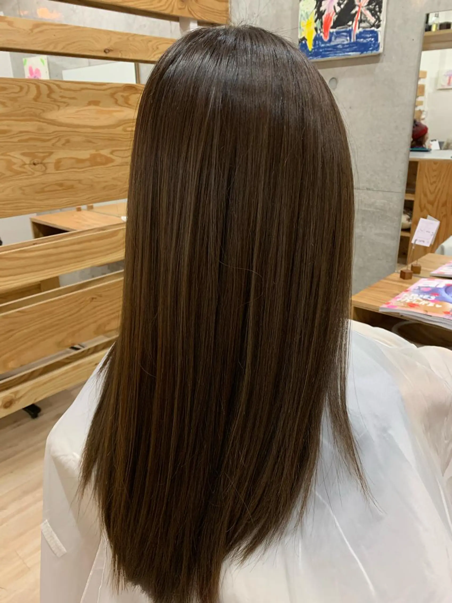 セミロング カット ヘアカラー 縮毛矯正 トリートメント ViaLa Hair 🌈すずきたくむ✂︎のヘアスタイル