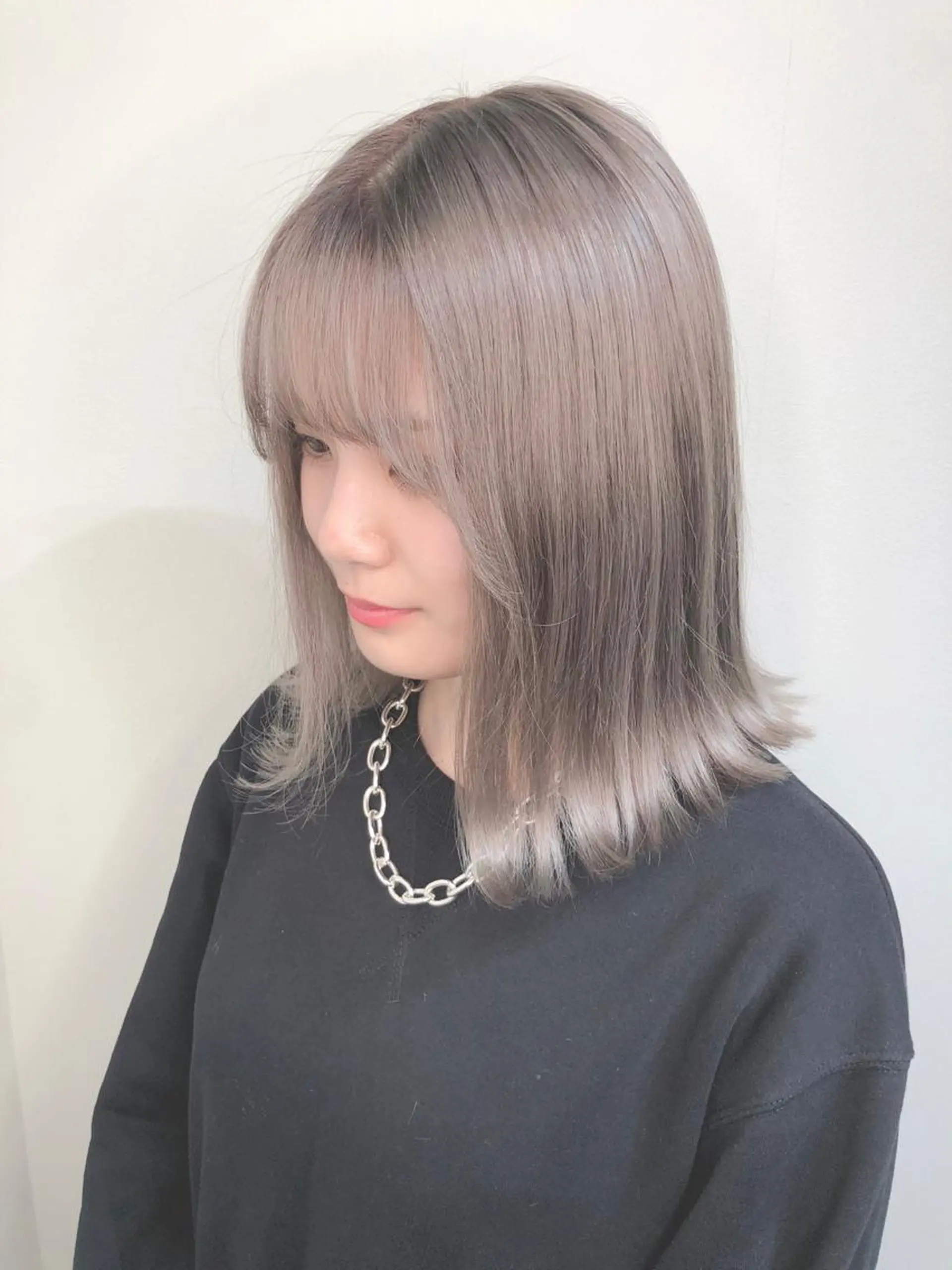ミディアム カラー ブリーチ 宮城 ほのかのヘアスタイル