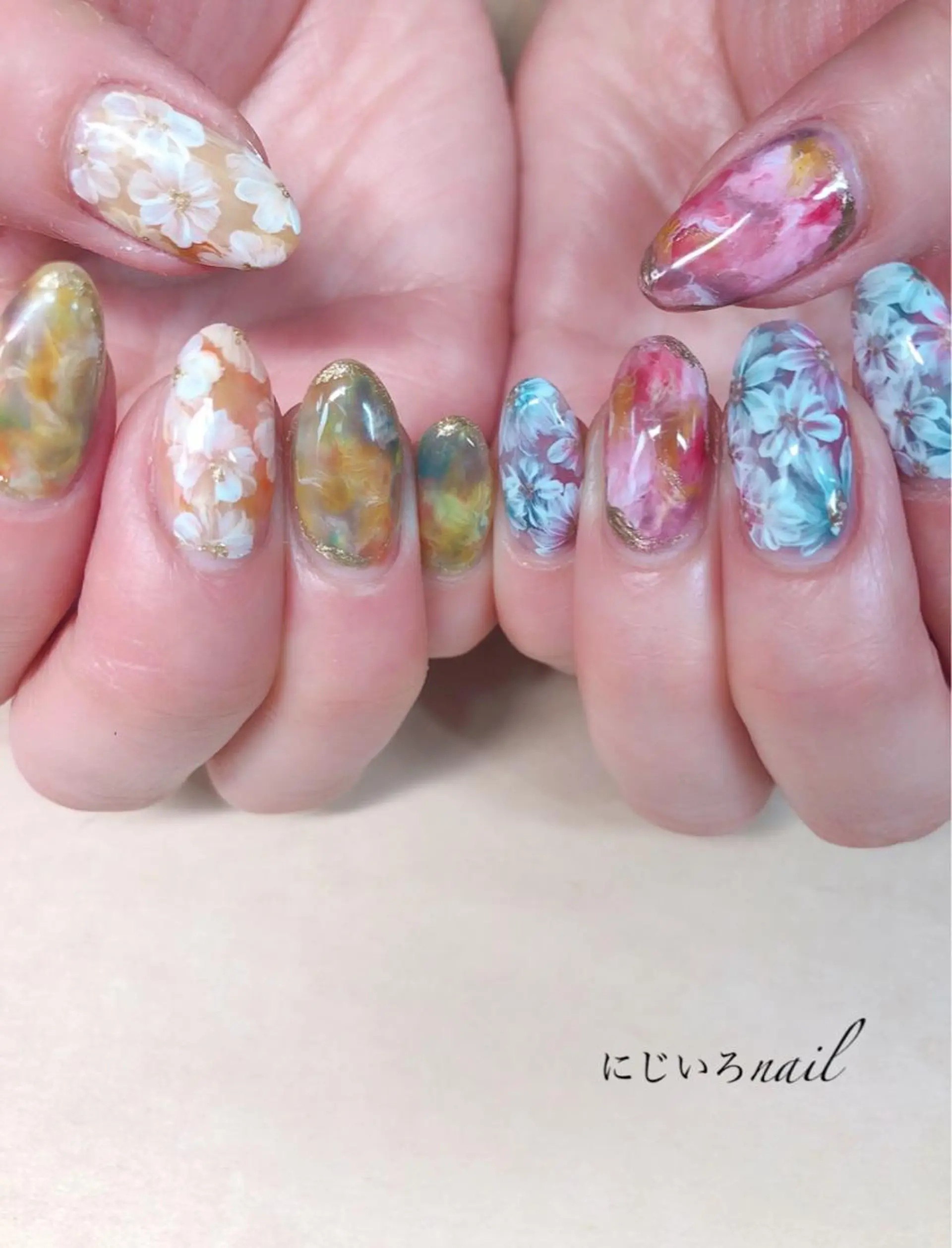 ネイル にじいろ nailのネイルデザイン
