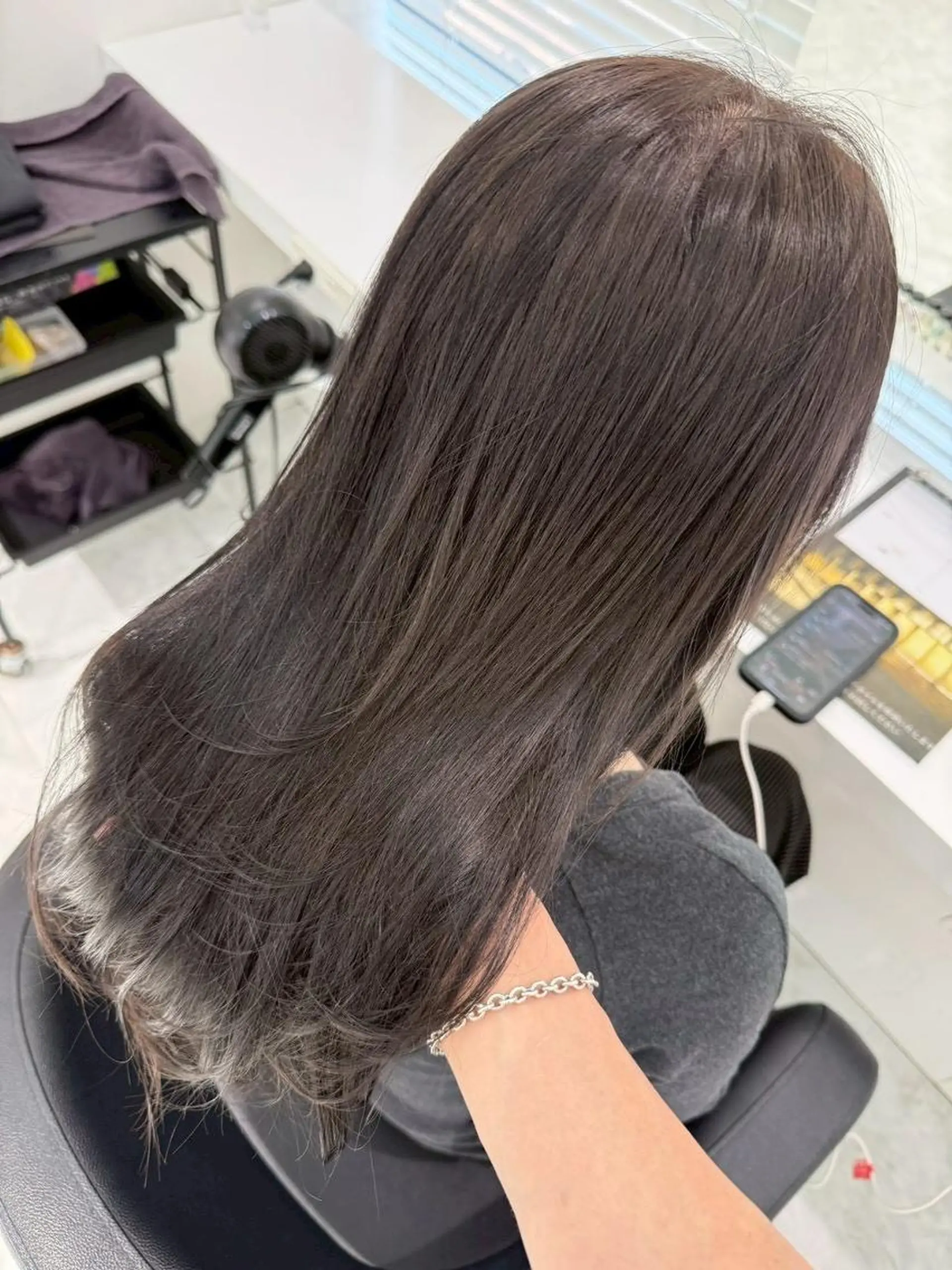 カラー トレンド×似合わせ 🤍艶モテヘア🤍のヘアスタイル