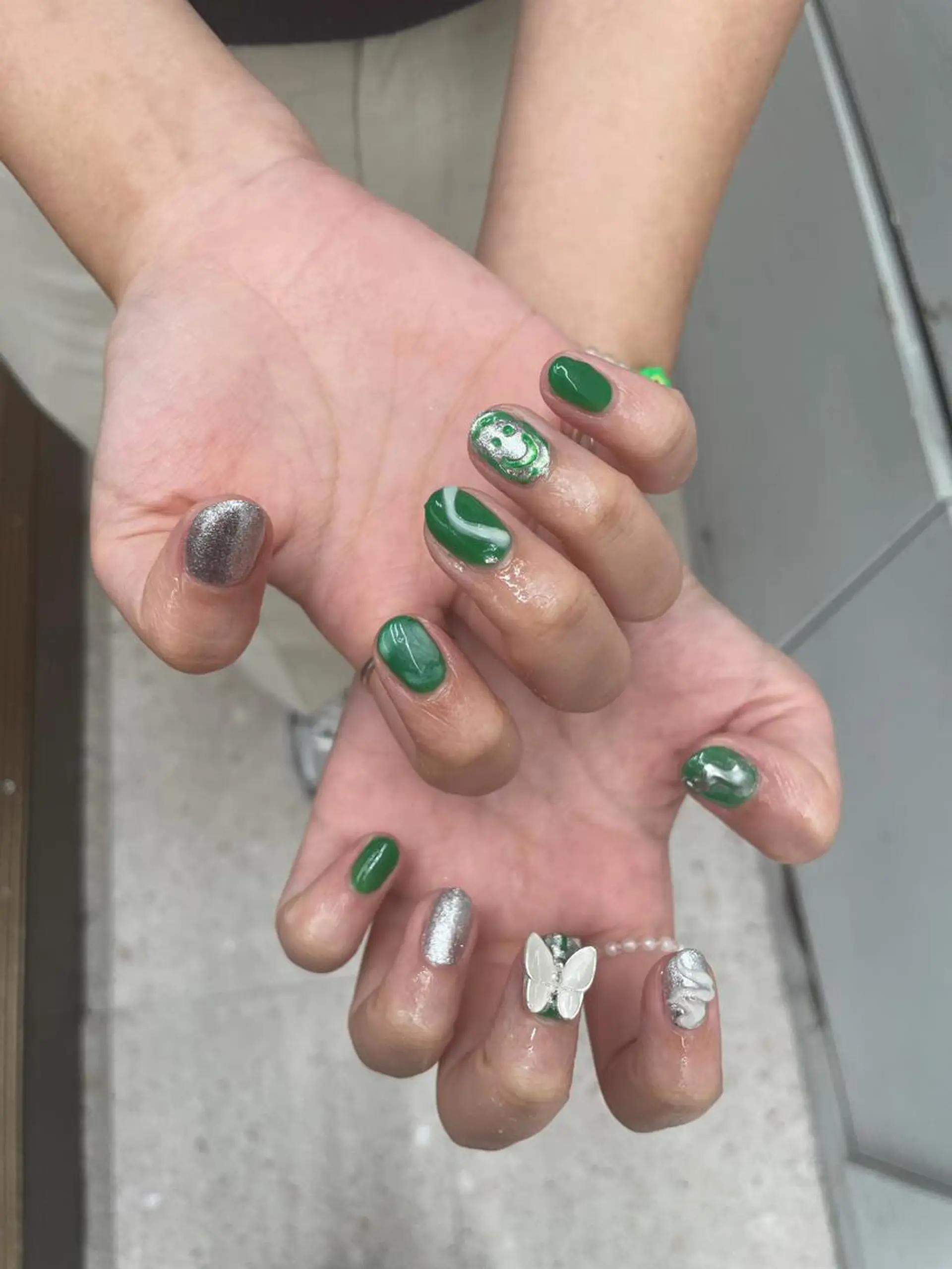 ネイル 束感まつ毛/ネイル/ LED♥KIRARAのマツエク・マツパデザイン