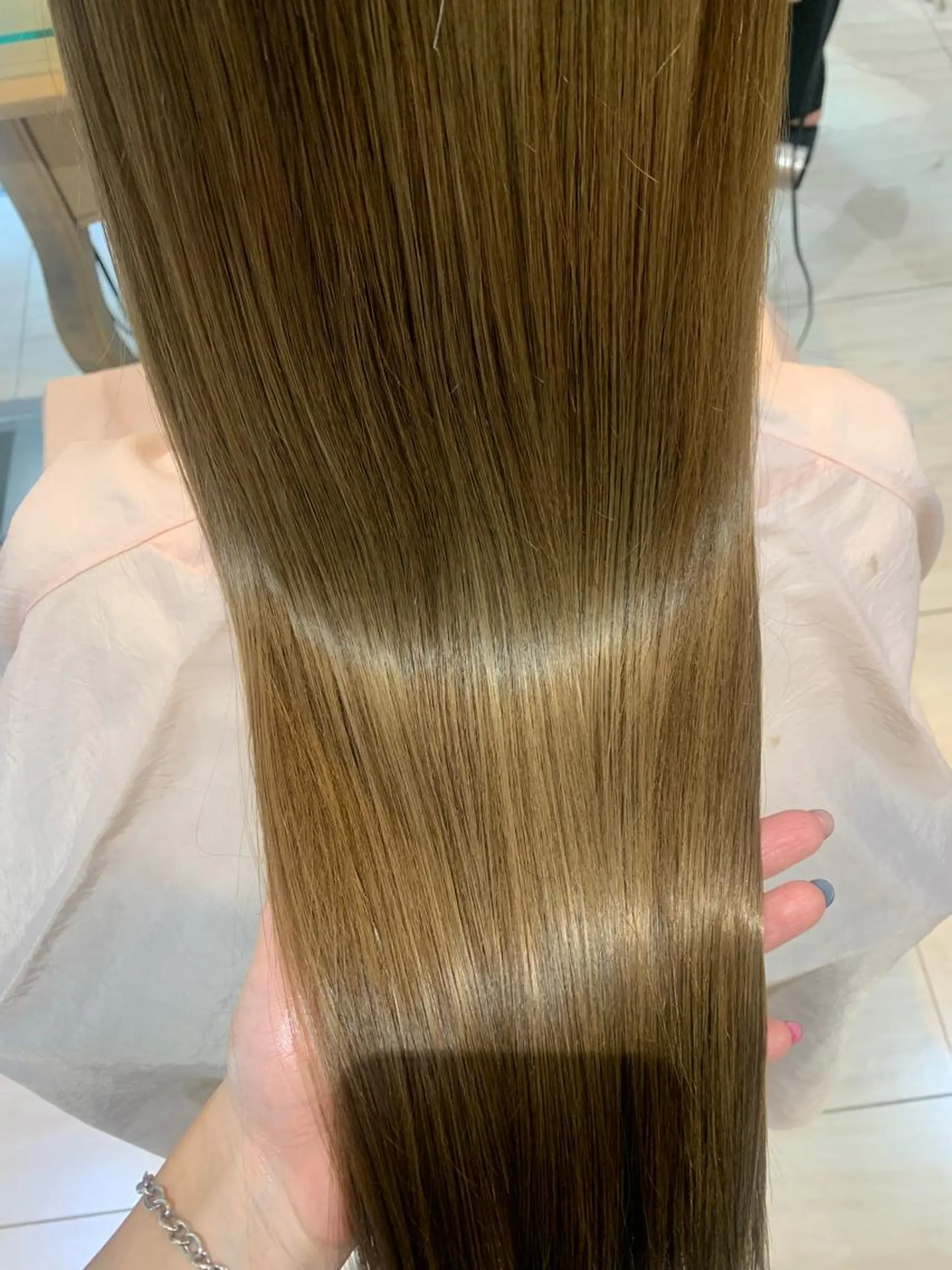 ロング 透けるbrown カラー🎗♡yukaのヘアスタイル