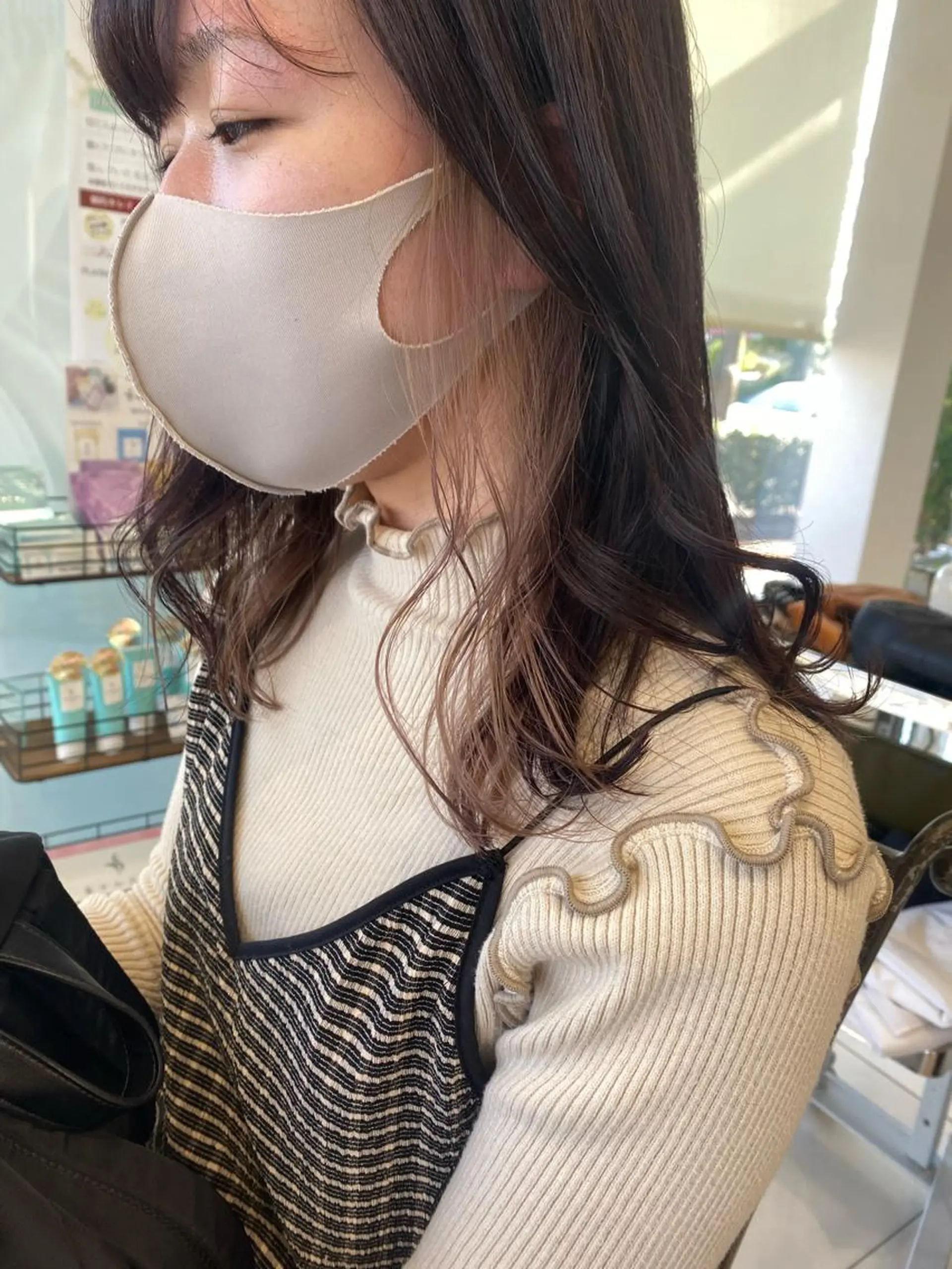 セミロング カラー 髪質改善🫧ベージュ 椙山 響のヘアスタイル