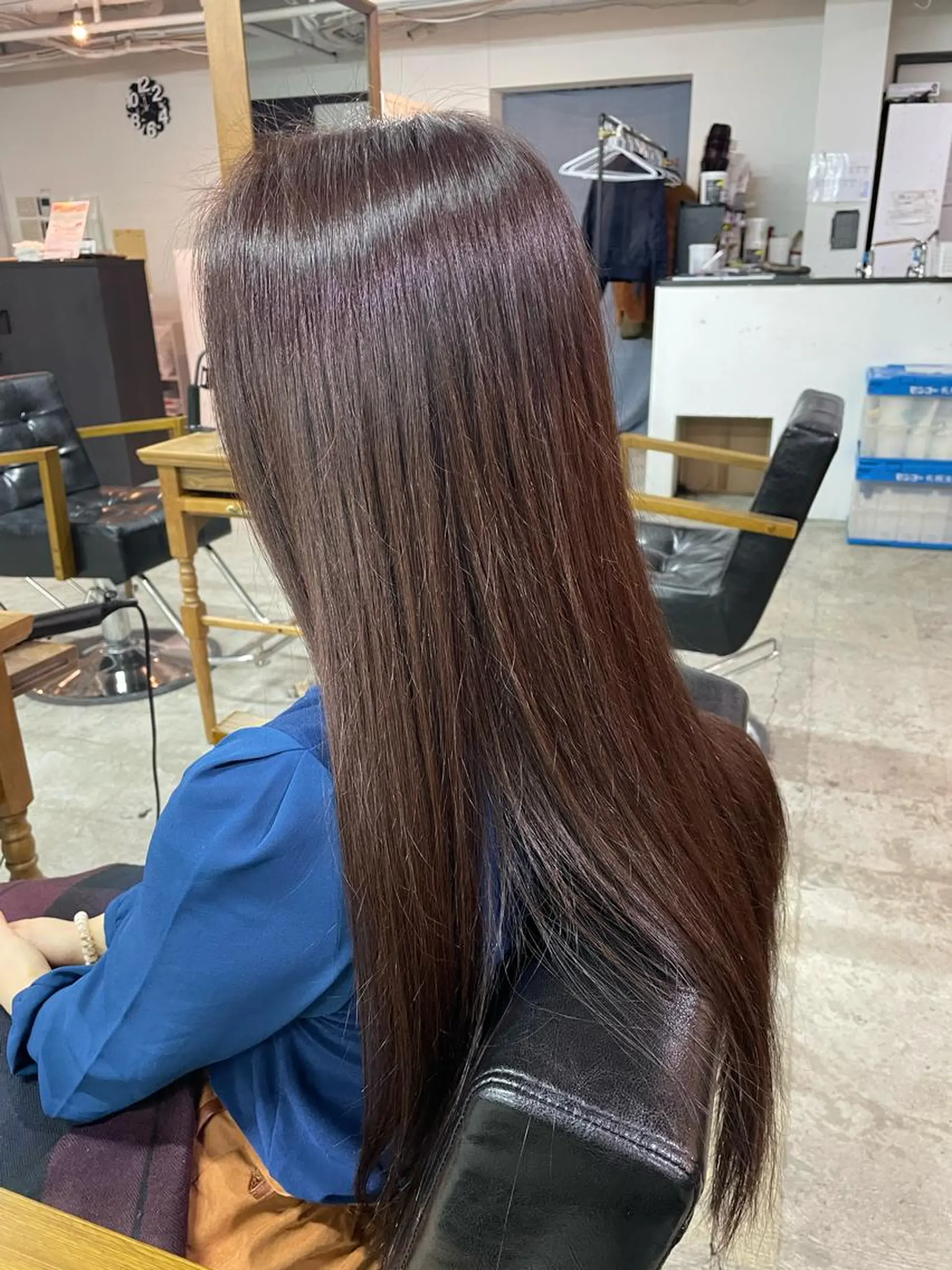 ロング カラー BUDDY  BROWN所属・林 真那のヘアスタイル