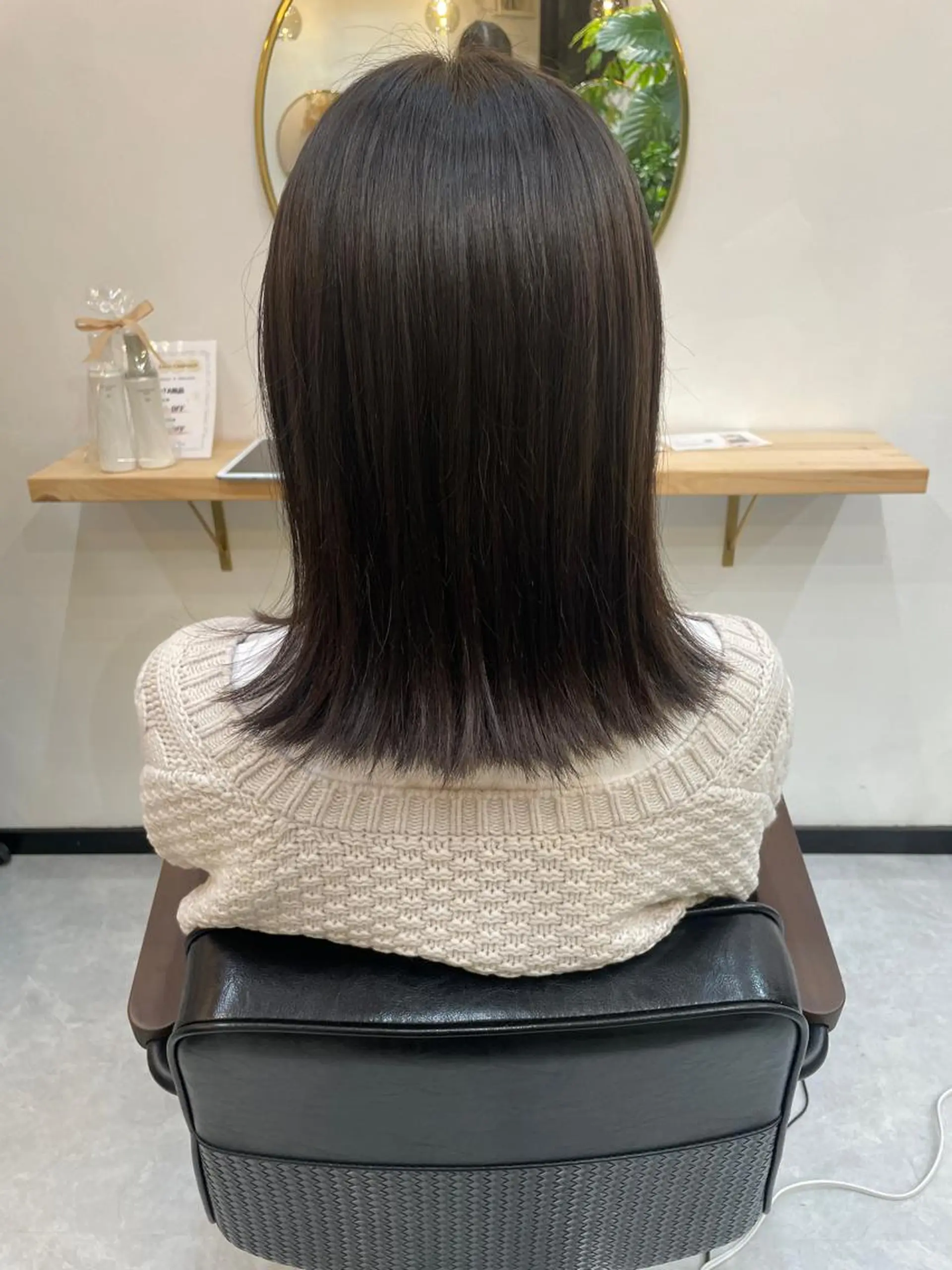 ミディアム カラー ヘアカラー トリートメント CARICIA 白木 由里加/新栄のヘアスタイル