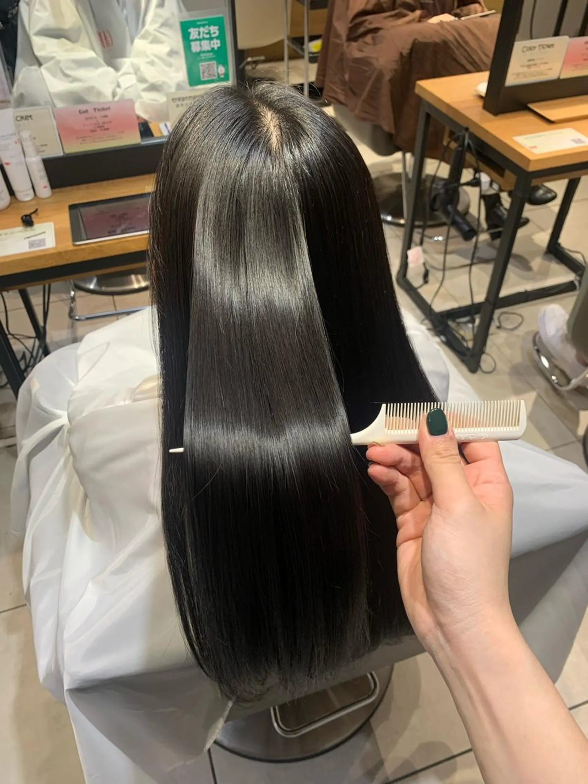 ロング 縮毛矯正 トリートメント soëll所属・🤍そぶえ　ゆうな/ 暖色カラー/縮毛矯正のヘアスタイル