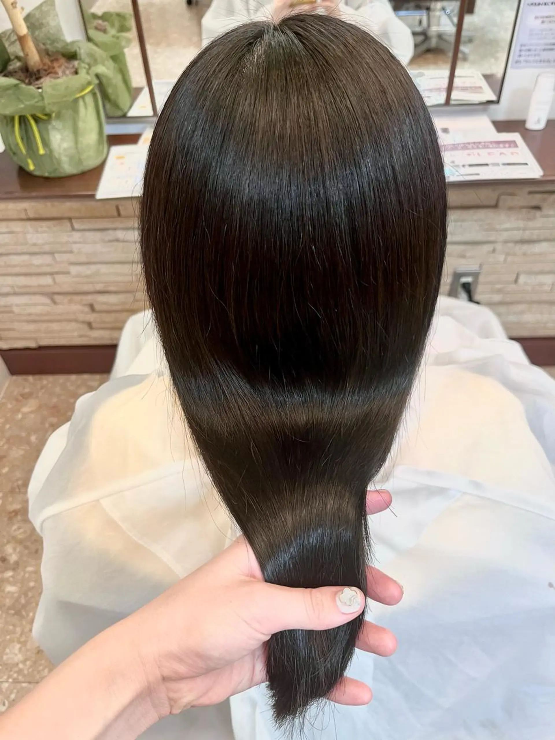 ロング カラー 黒髪 ブリーチ トリートメント カット ヘアカラー トリートメント ボブ得意 🤍山内　飛鳥🤍のヘアスタイル