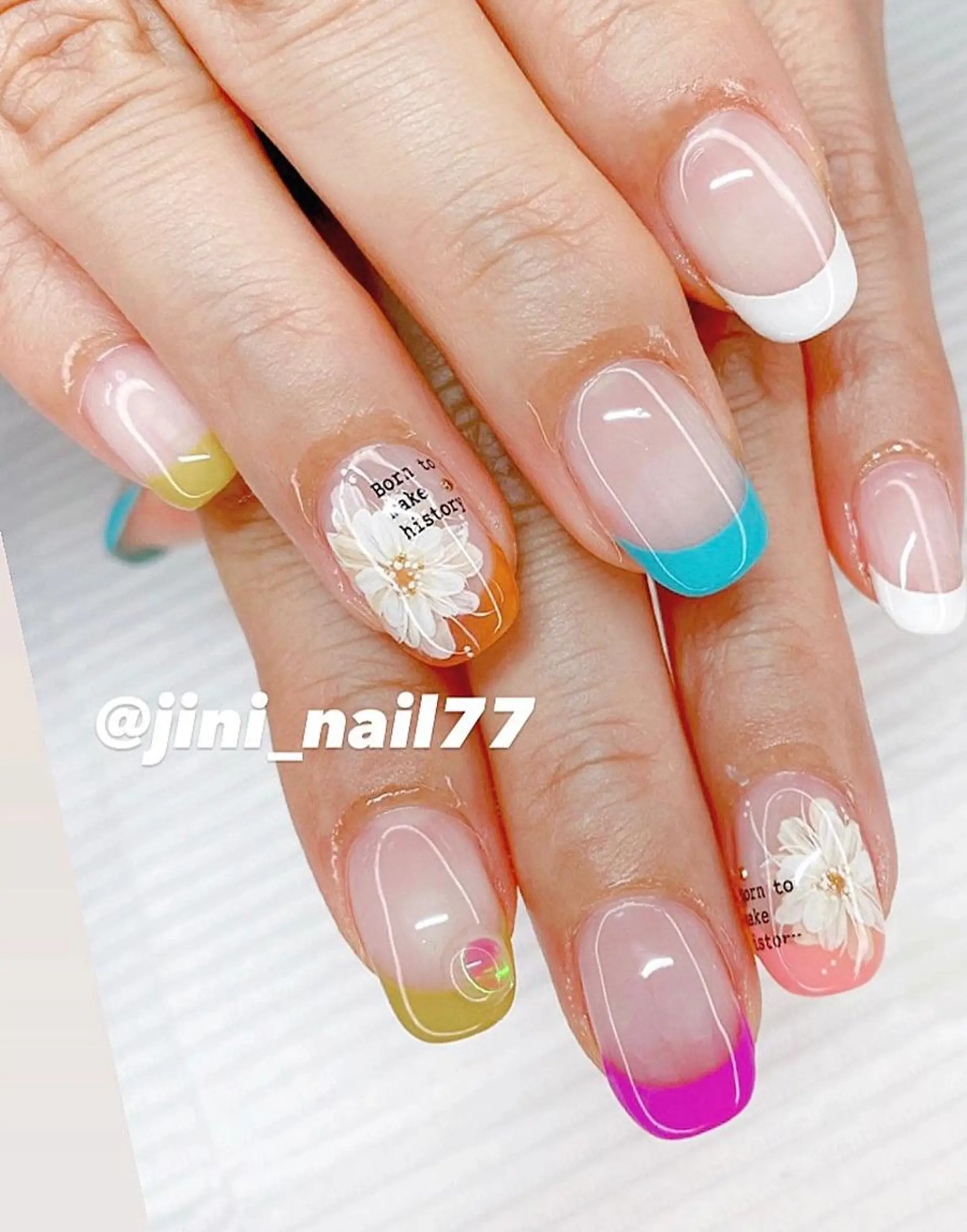 ネイル ハンドネイル JINI NAIL所属・ジニ ネイルのネイルデザイン
