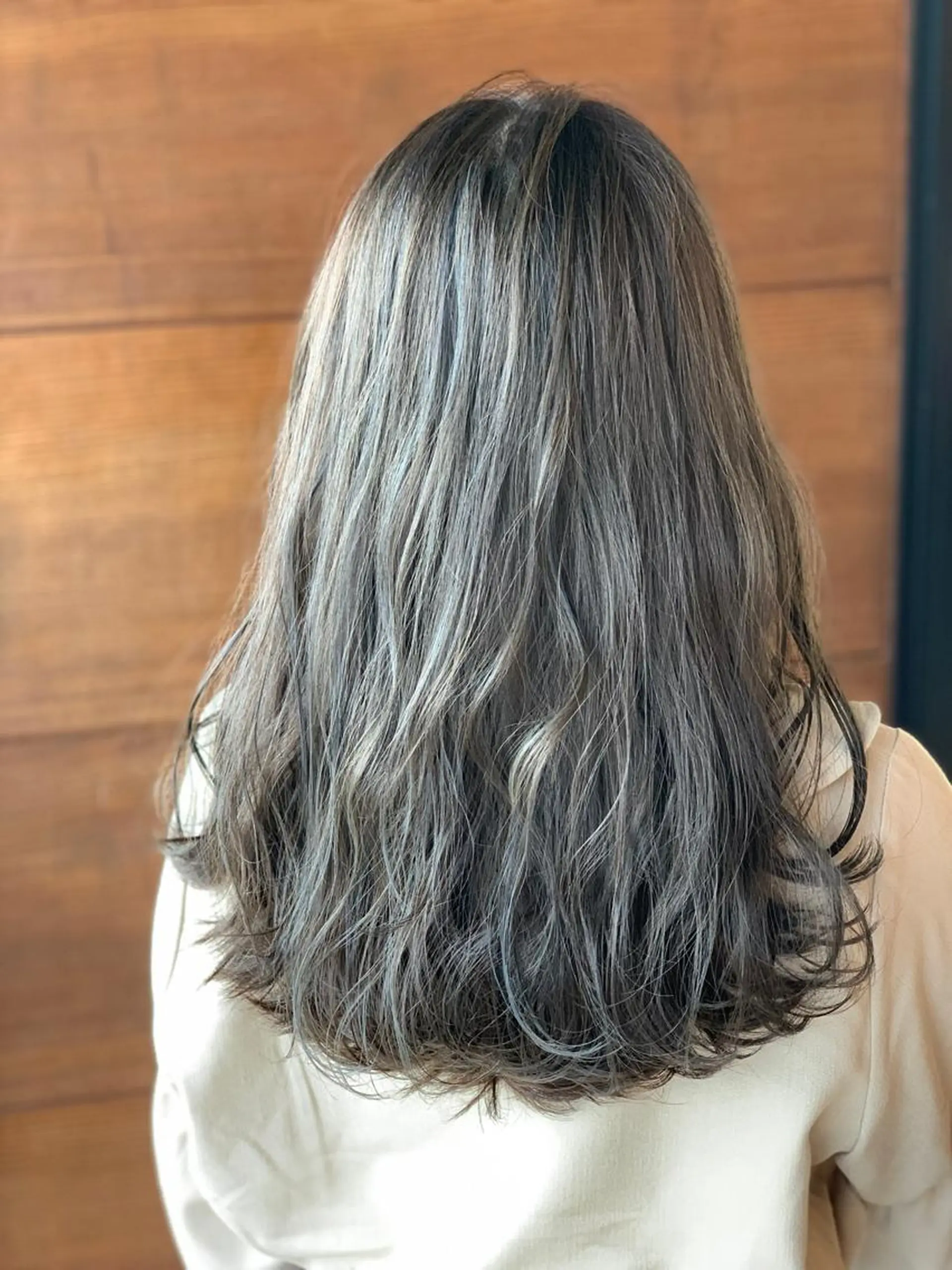 セミロング カラー ヘアカラー トリートメント IORI #韓国ヘア#髪質改善のヘアスタイル