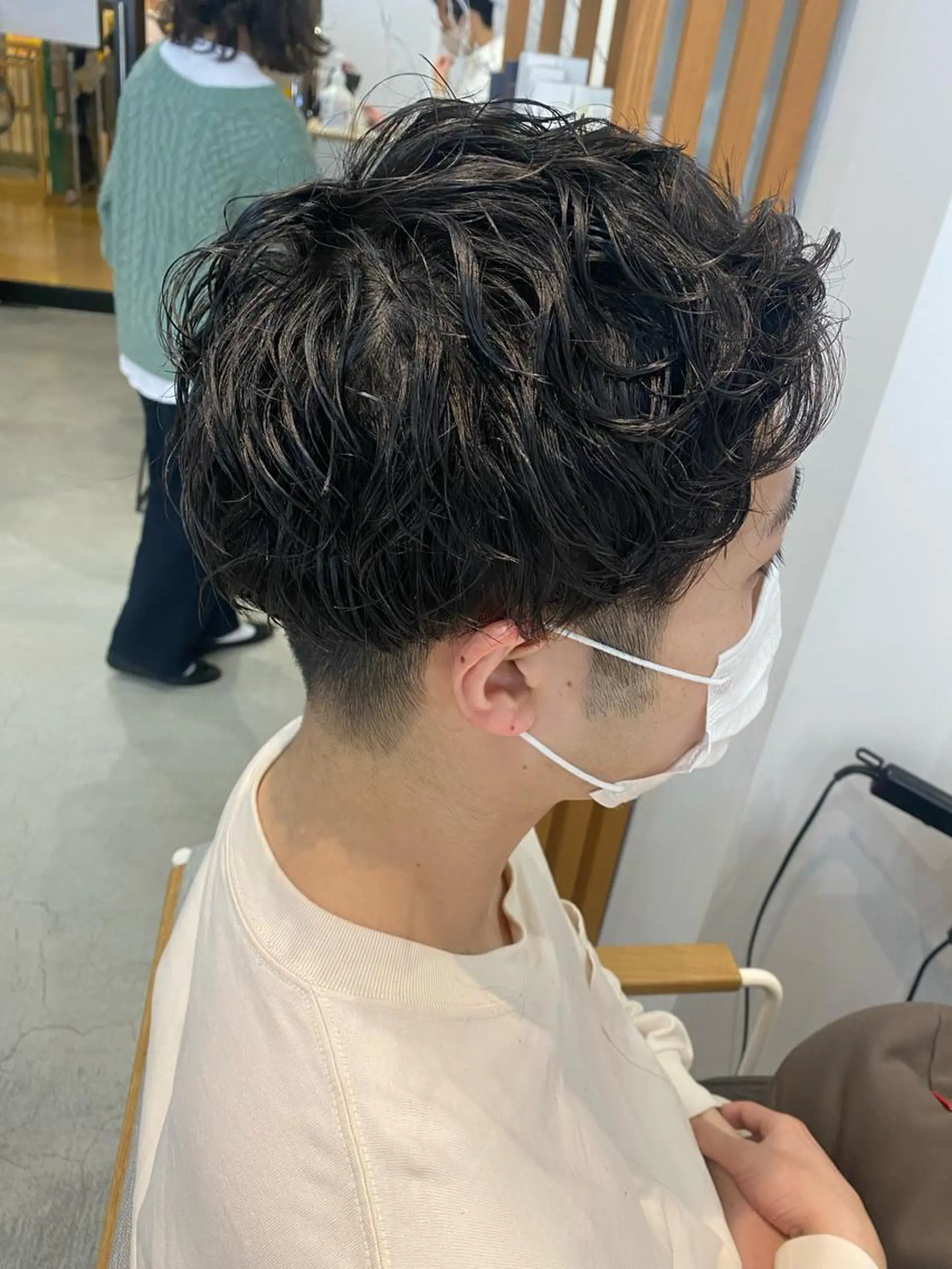 パーマ メンズ メンズパーマ Linda　Hiro所属・坂下 麻梨奈のヘアスタイル