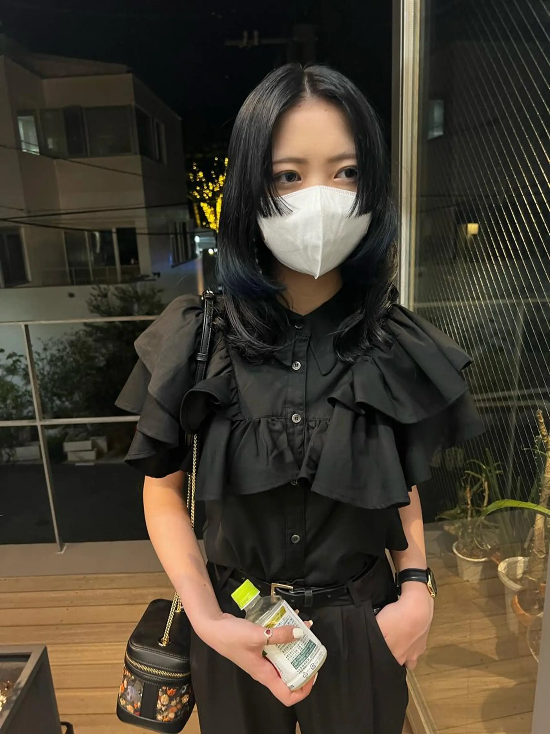 ミディアム カラー ブルーカラー グラデーションカラー 顔周りカット sakoda shunkiのヘアスタイル