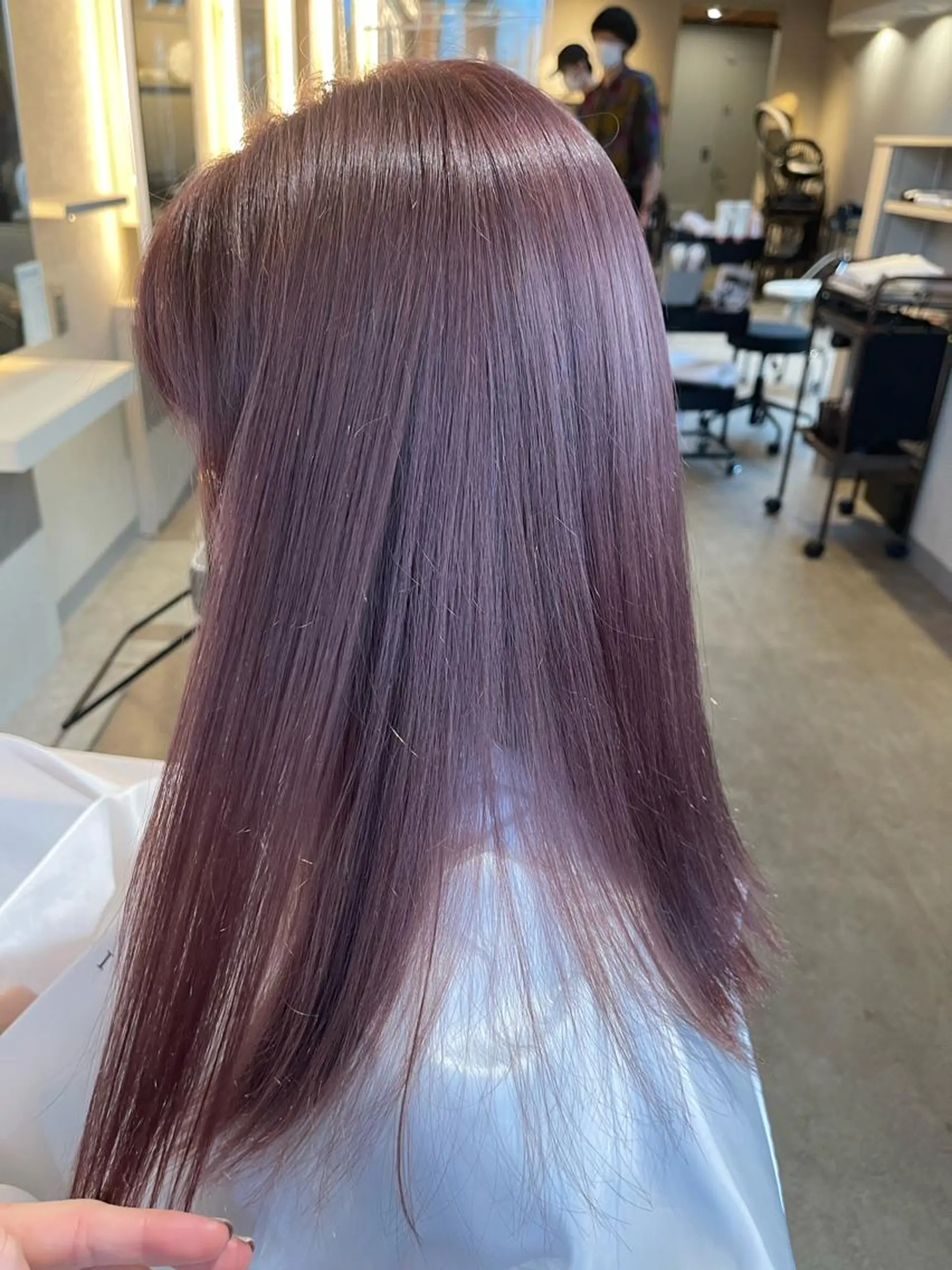 ミディアム hyphen《ハイフン》所属・市村 香多のヘアスタイル