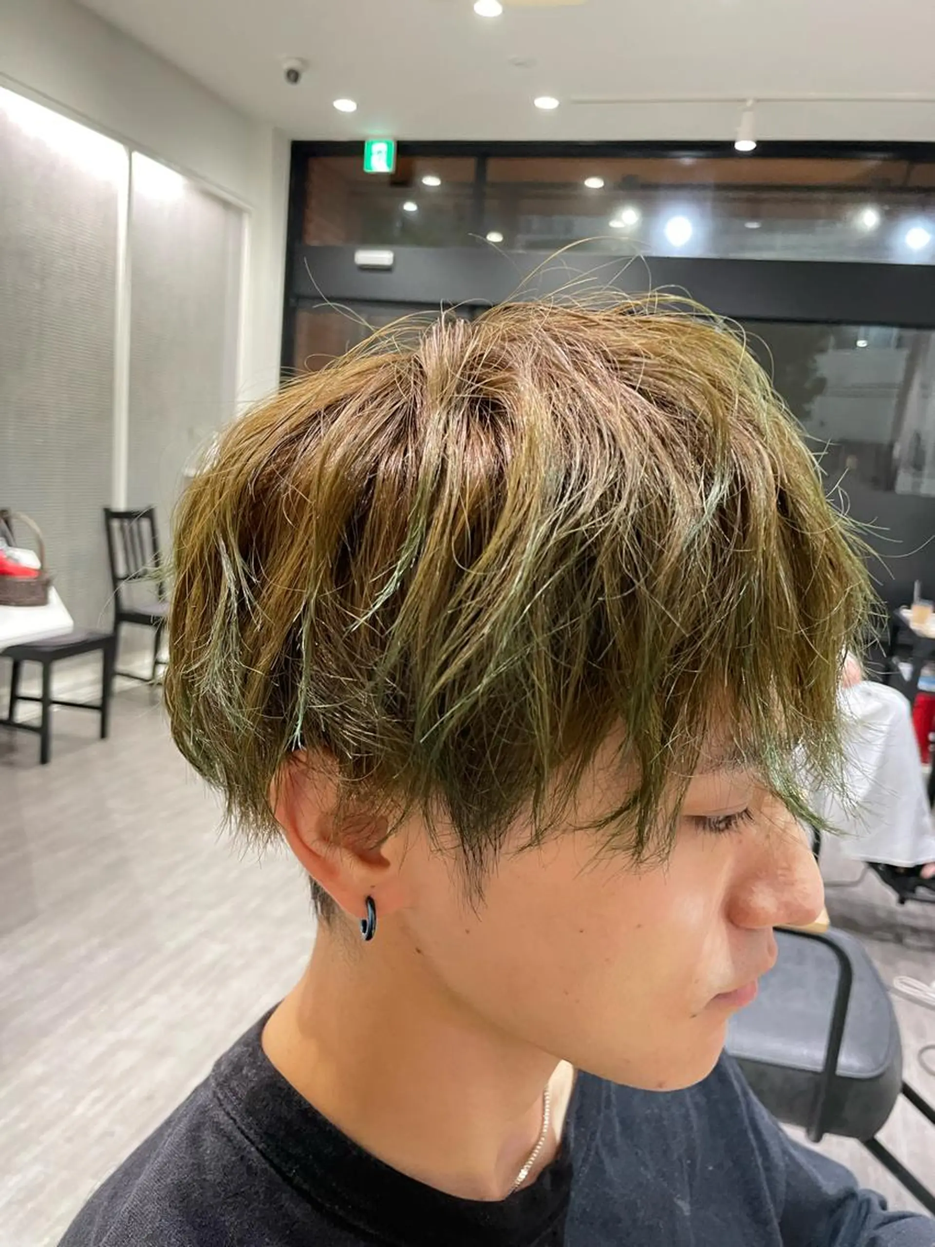 カラー cocotte宜喜 弘希のヘアスタイル