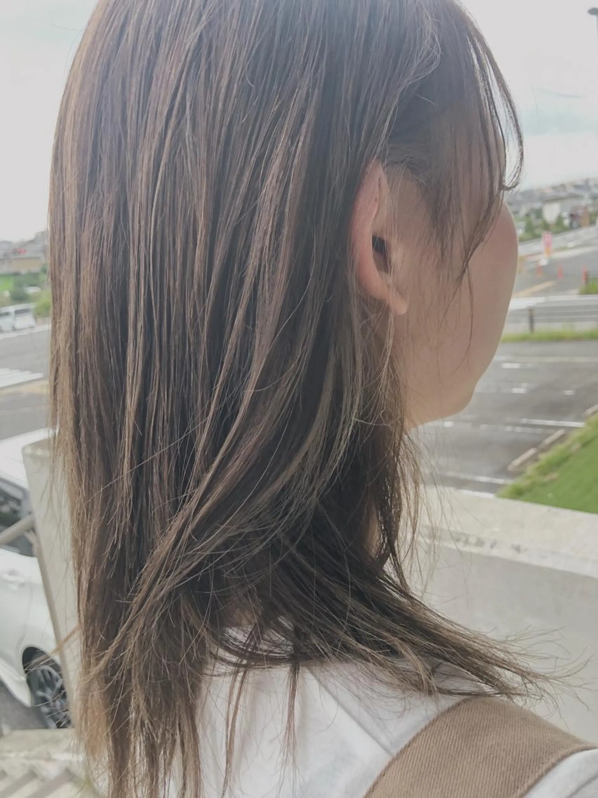 ミディアム カラー ハイライトカラー ハイライト カット ヘアカラー トリートメント umi所属・NAKAGAWA YUICHIのヘアスタイル